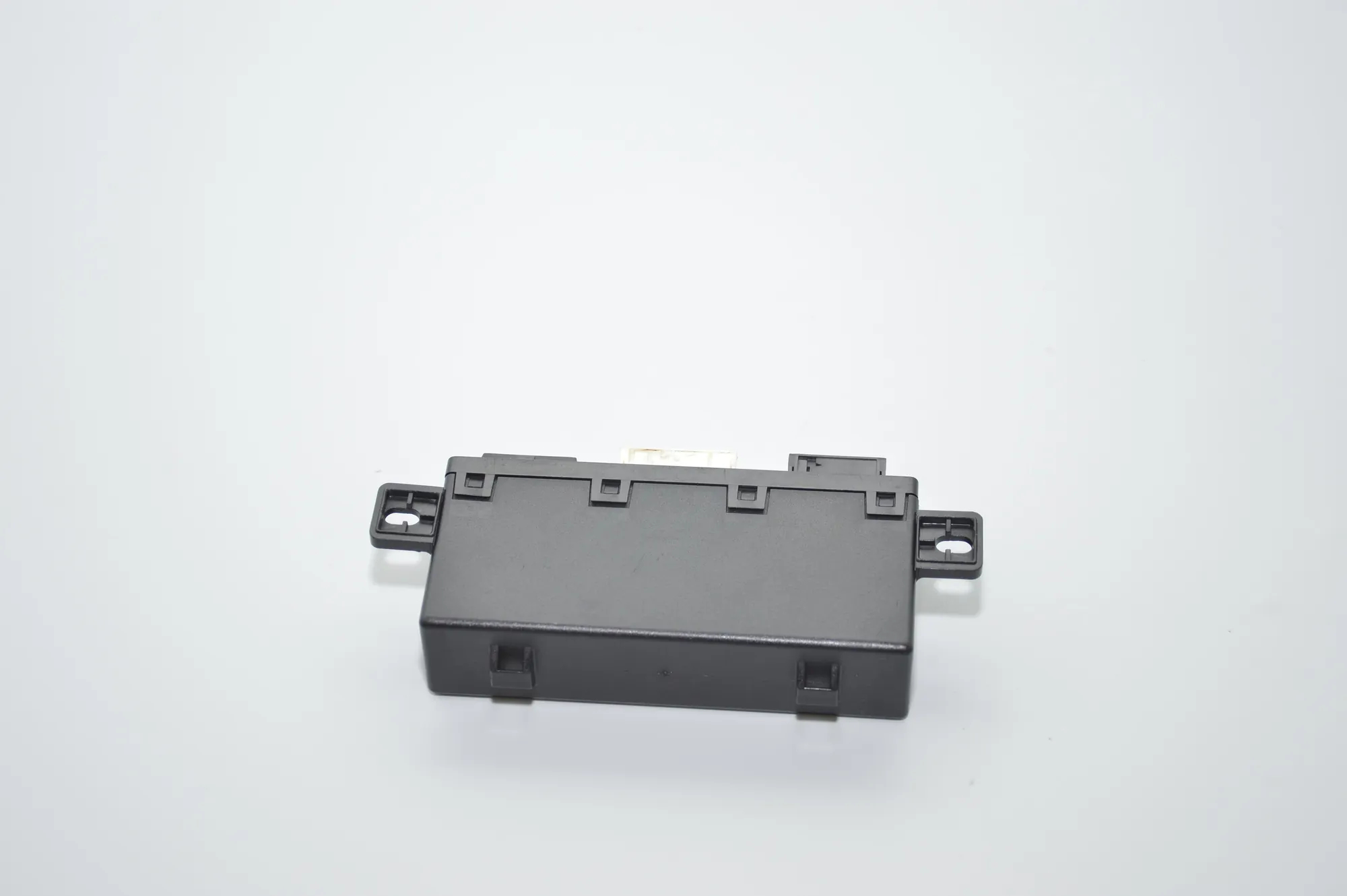 Front Left Door Control Unit – OEM 6904246 · BMW 5 Touring (E39) BMW 5 Touring (E39) 2000 – 4
