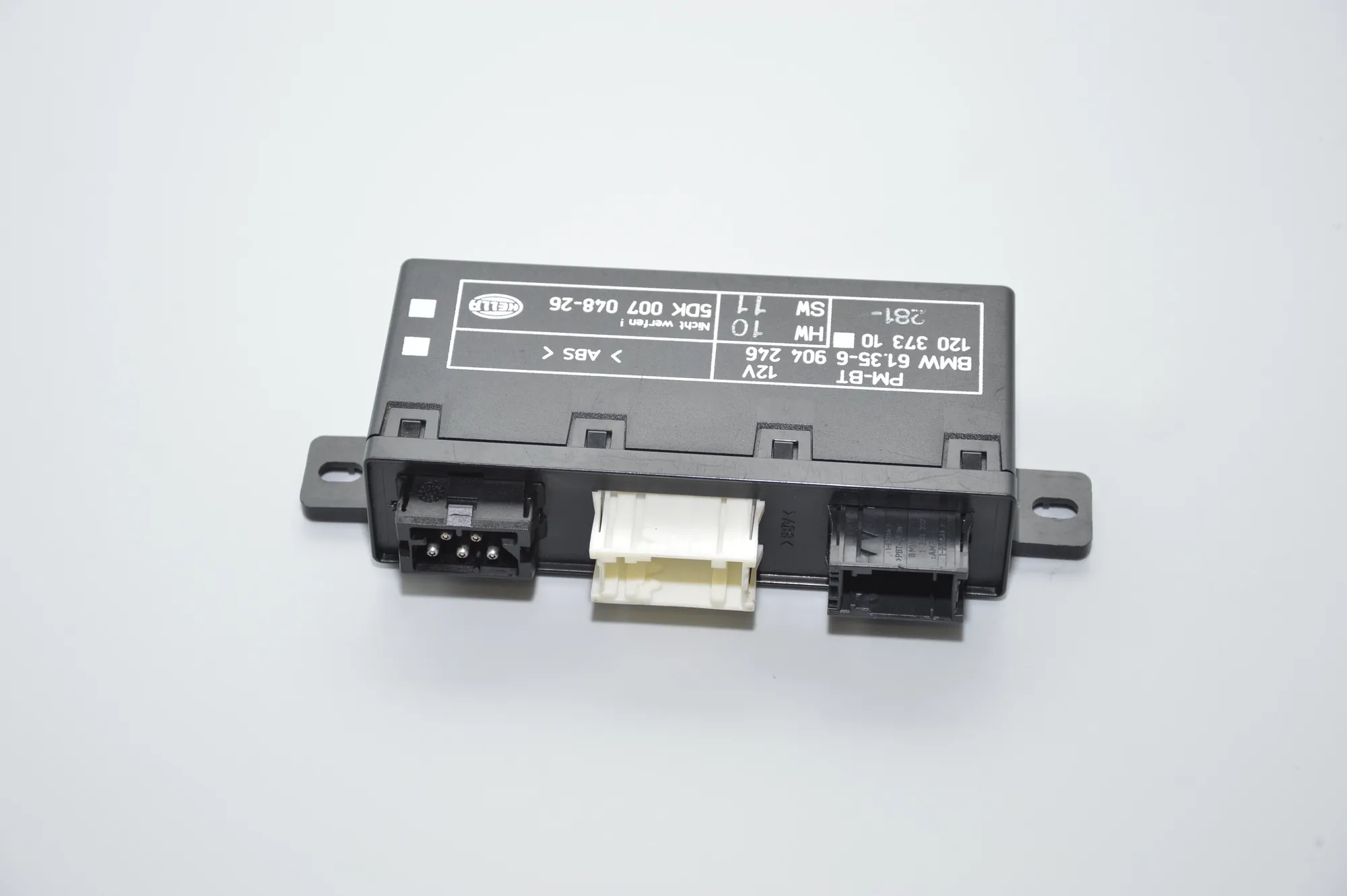 Front Left Door Control Unit – OEM 6904246 · BMW 5 Touring (E39) BMW 5 Touring (E39) 2000