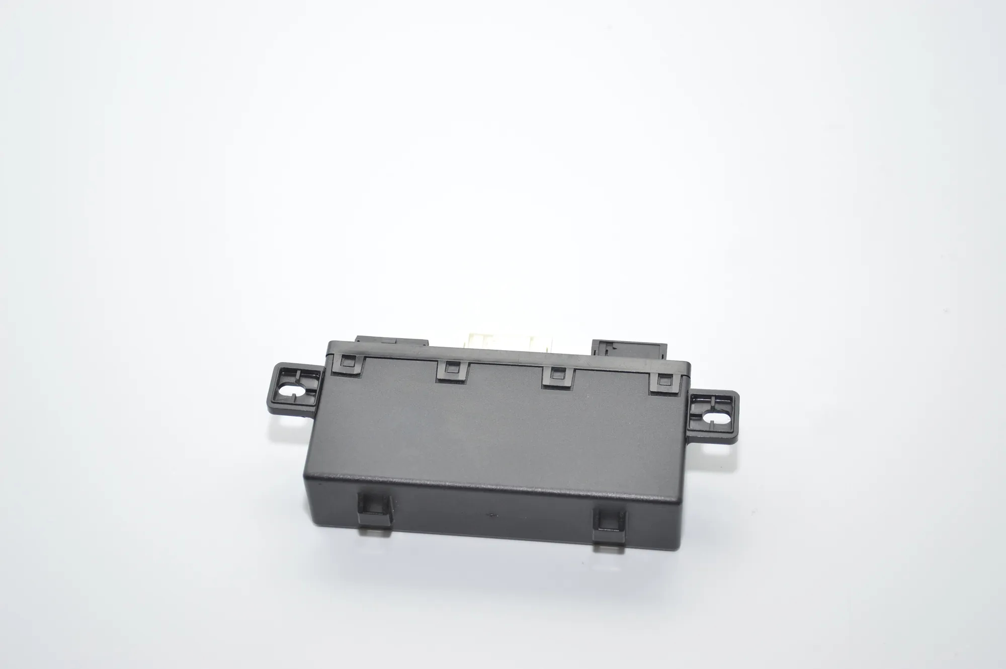 Front Left Door Control Unit – OEM 6904246 · BMW 5 Touring (E39) BMW 5 Touring (E39) 2000 – 4