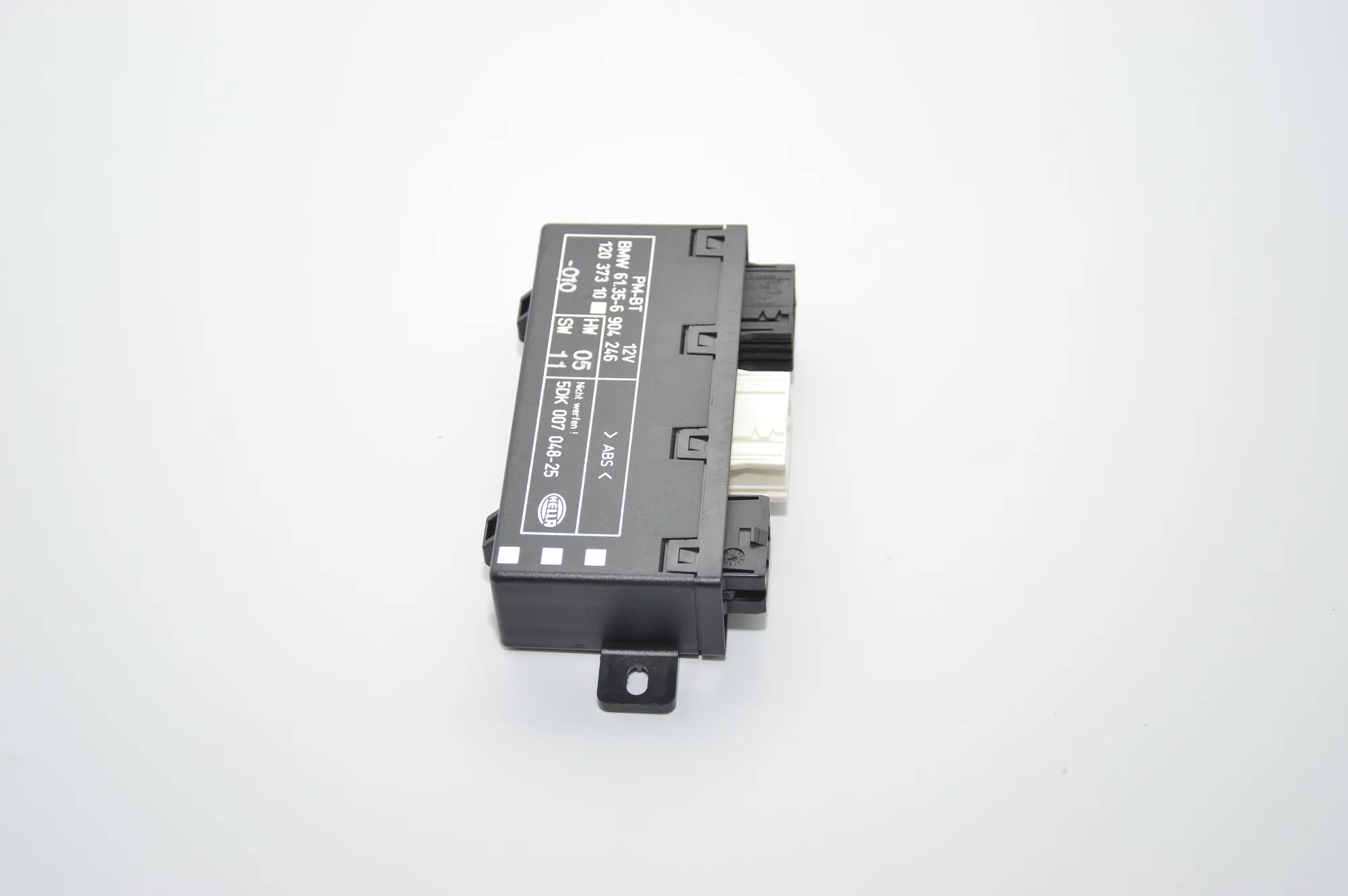 Front Left Door Control Unit – OEM 6904246 · BMW 5 Touring (E39) BMW 5 Touring (E39) 2000 – 2