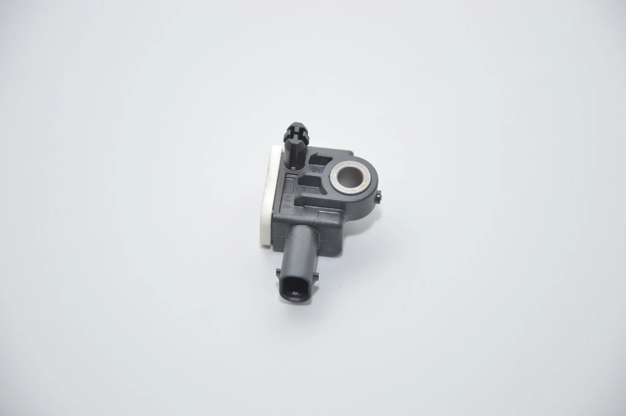 Front Left Impact Sensor – OEM 9234989 · BMW 4 Coupe (F32, F82) 428 i xDrive 2015 – 3