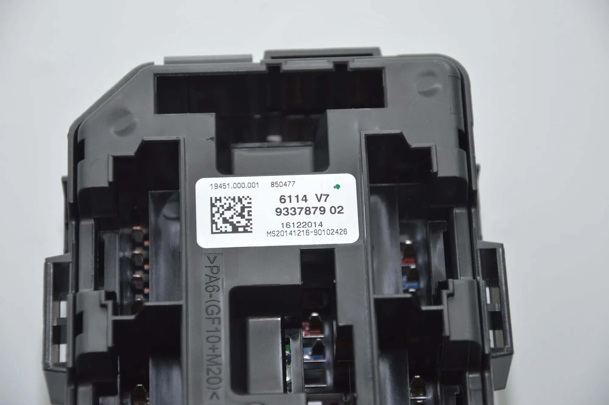 Fuse Box – OEM 9337879 · BMW 4 Coupe (F32, F82) 428 i xDrive 2015 – 2