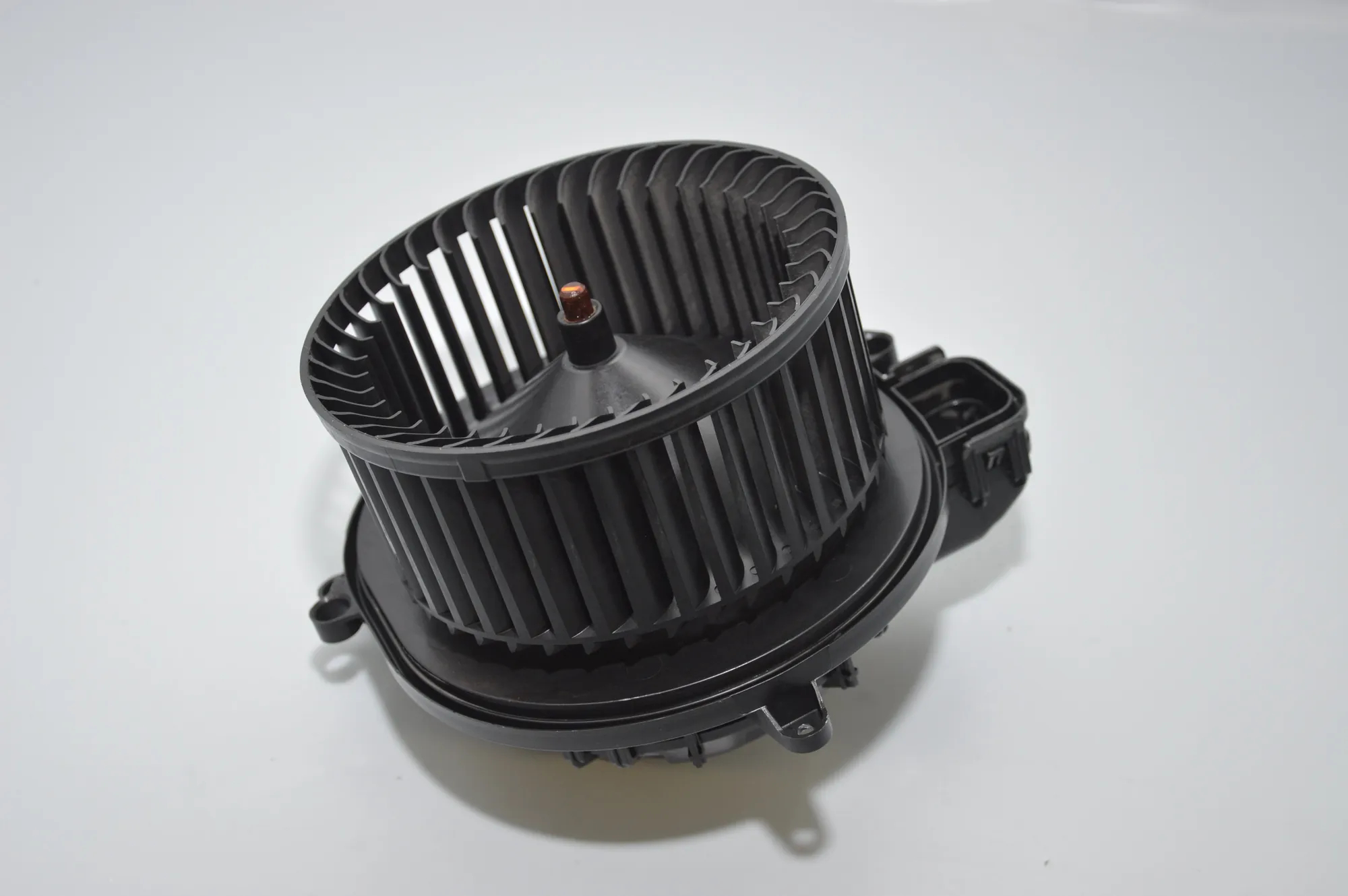 Heater Blower Fan – OEM T958225 · BMW 4 Coupe (F32, F82) 428 i xDrive 2015