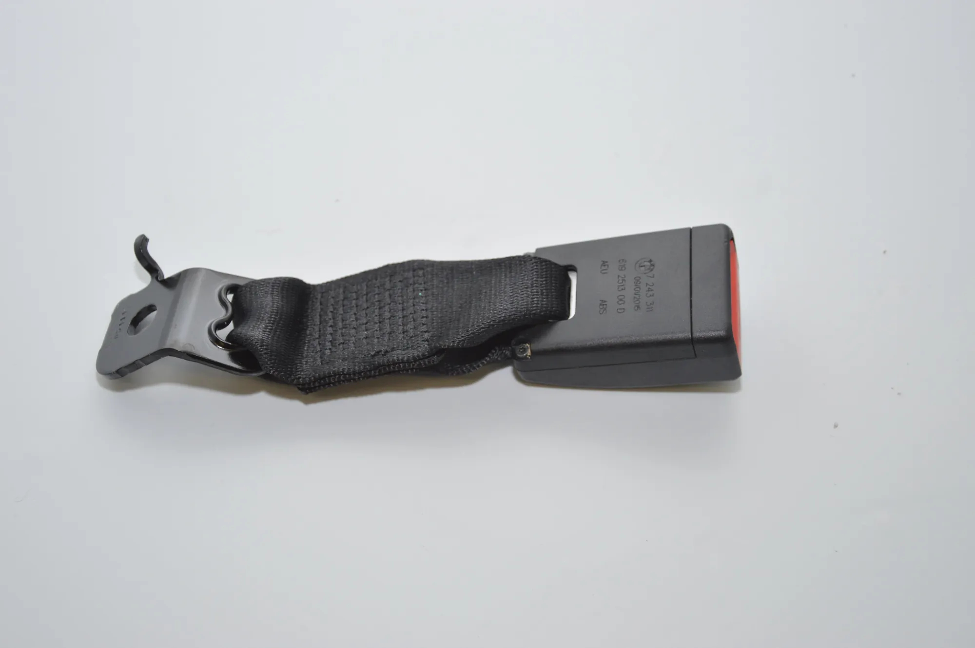 Rear Right Seat Buckle – OEM 7243311 · BMW 4 Coupe (F32, F82) 428 i xDrive 2015