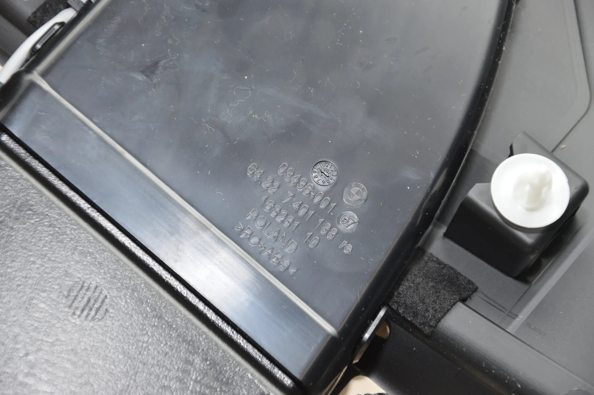 Right Side B Pillar Trim – OEM 7407738 · BMW 7 (G11, G12) BMW 7 (G11, G12) 750 i, Li xDrive 2015 – 6