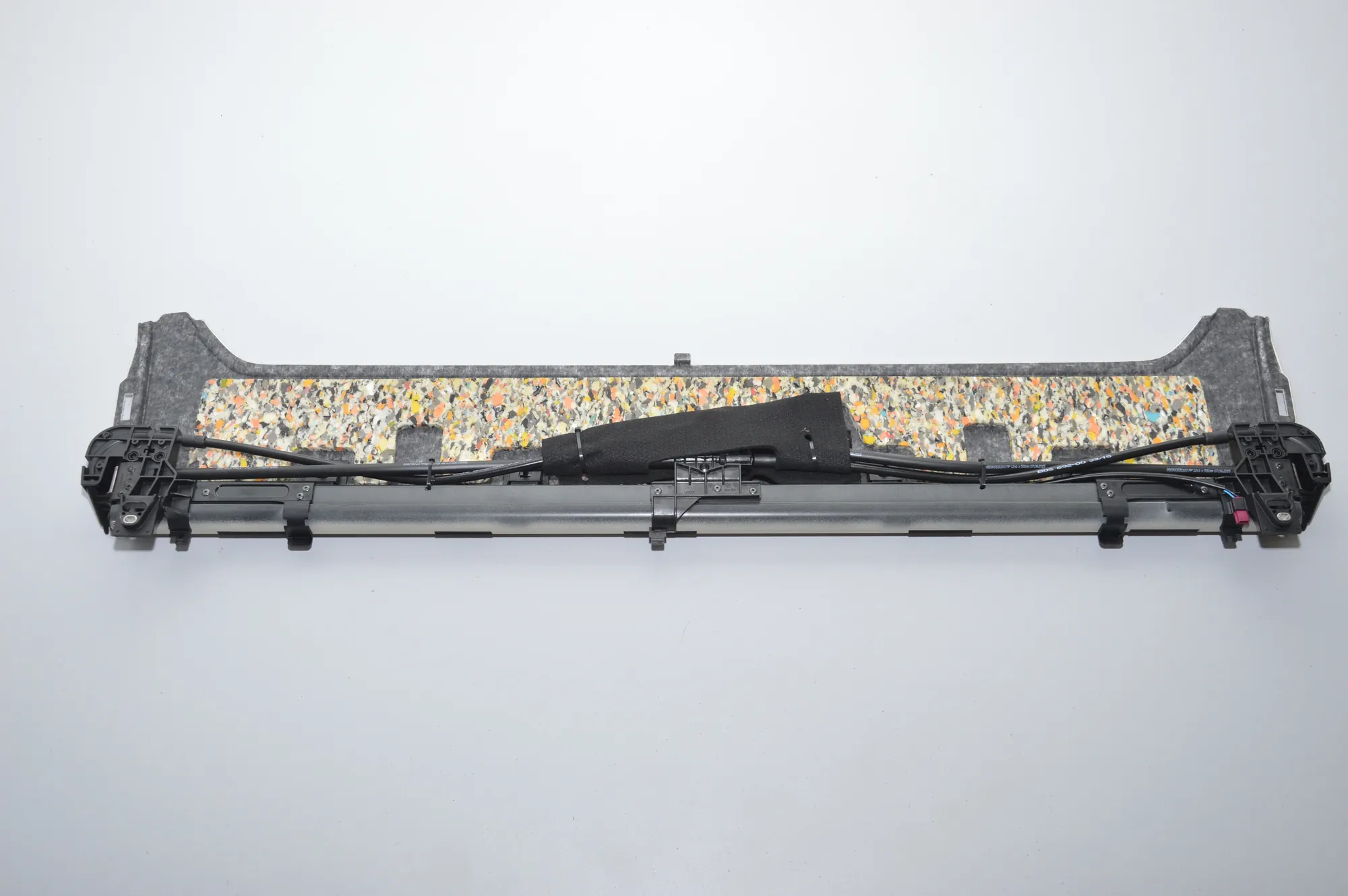 Boot Sliding Parcel Shelf – OEM 7409727 · BMW 7 (G11, G12) BMW 7 (G11, G12) 750 i, Li xDrive 2015 – 3