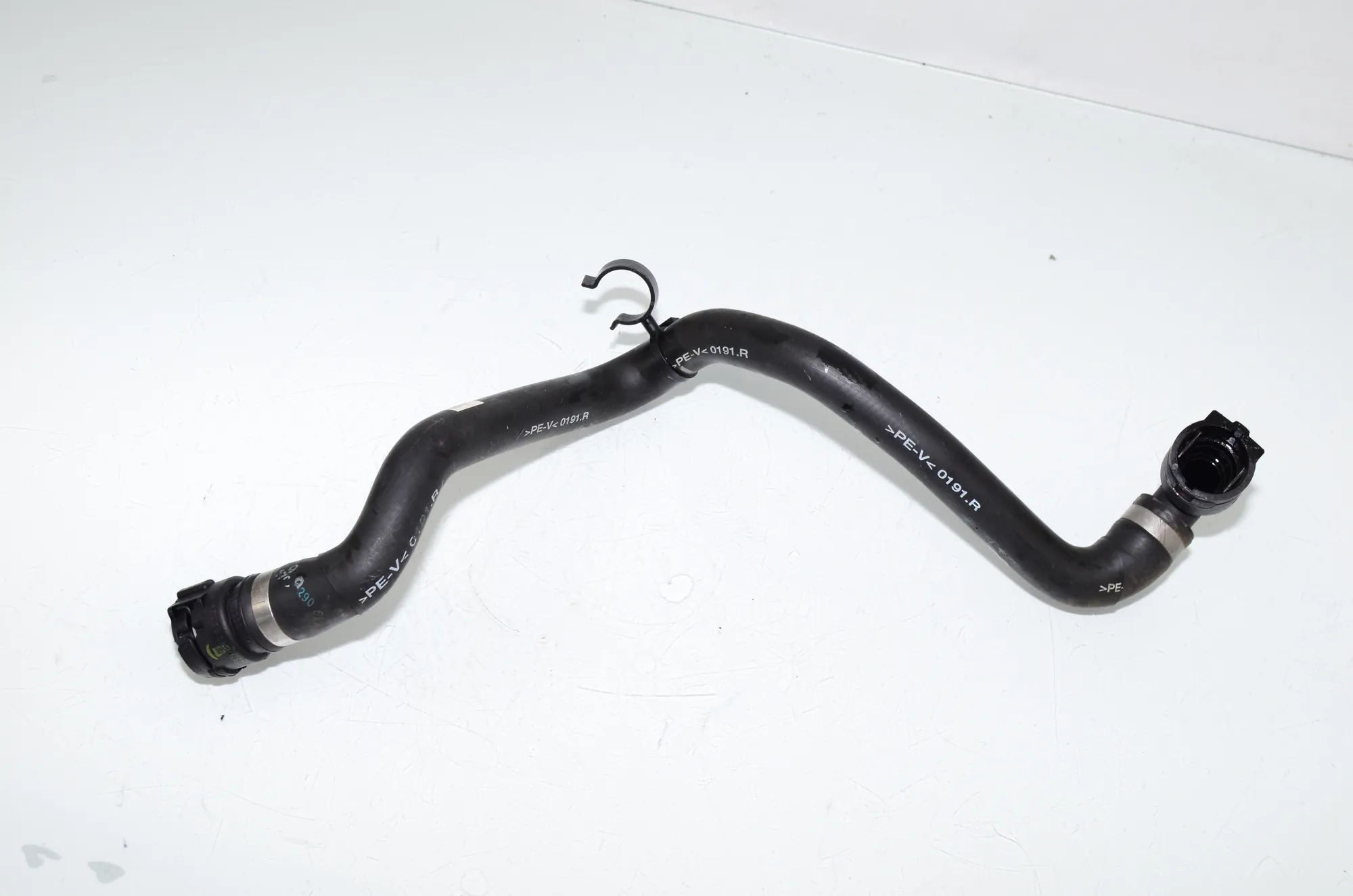 Coolant Hose Pipe – OEM 8575774 · BMW 7 (G11, G12) 750 d, Ld xDrive 2016 – 2