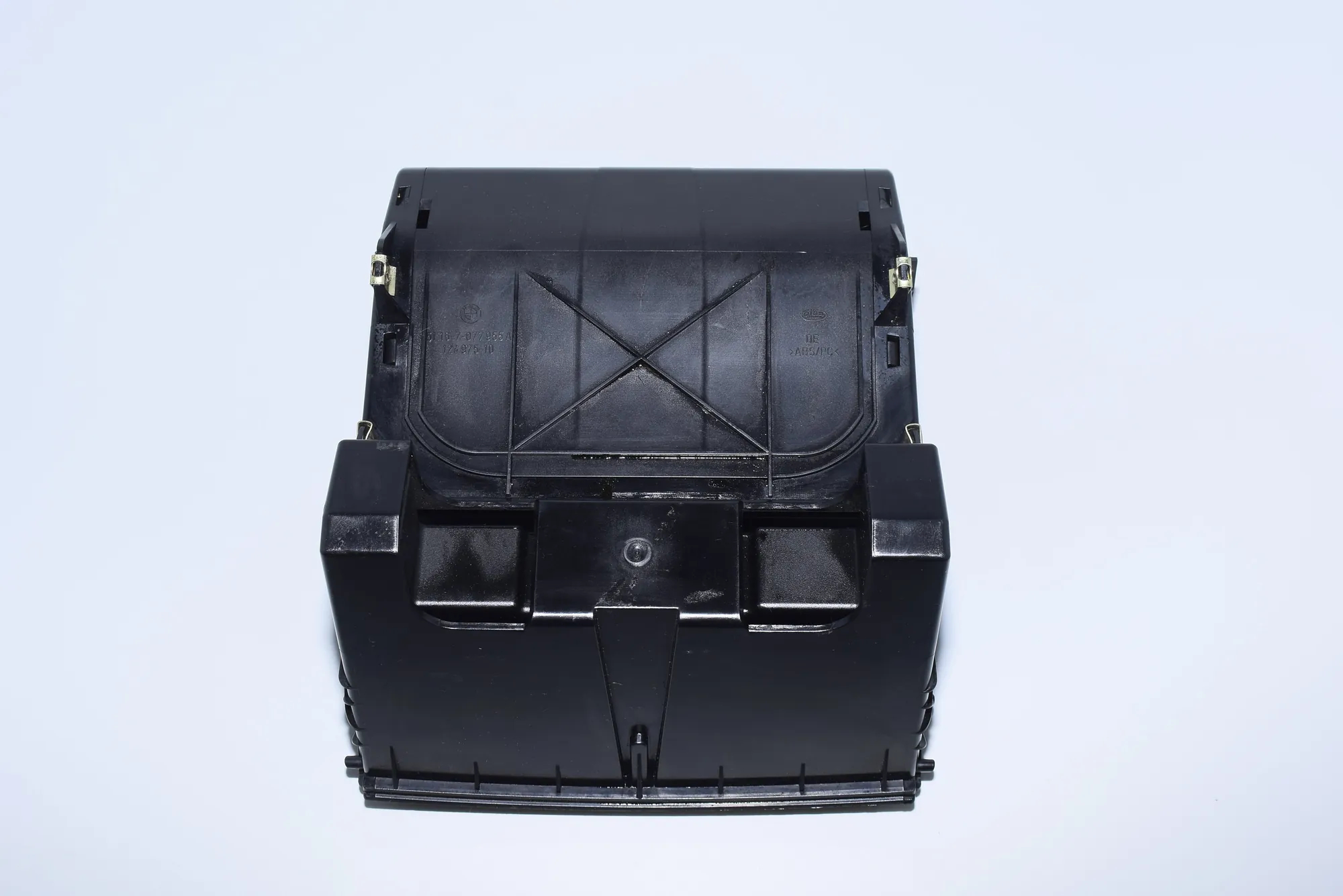 Cup Holder – OEM 7077955 · BMW X5 (E53) 3.0 d 2004 – 2