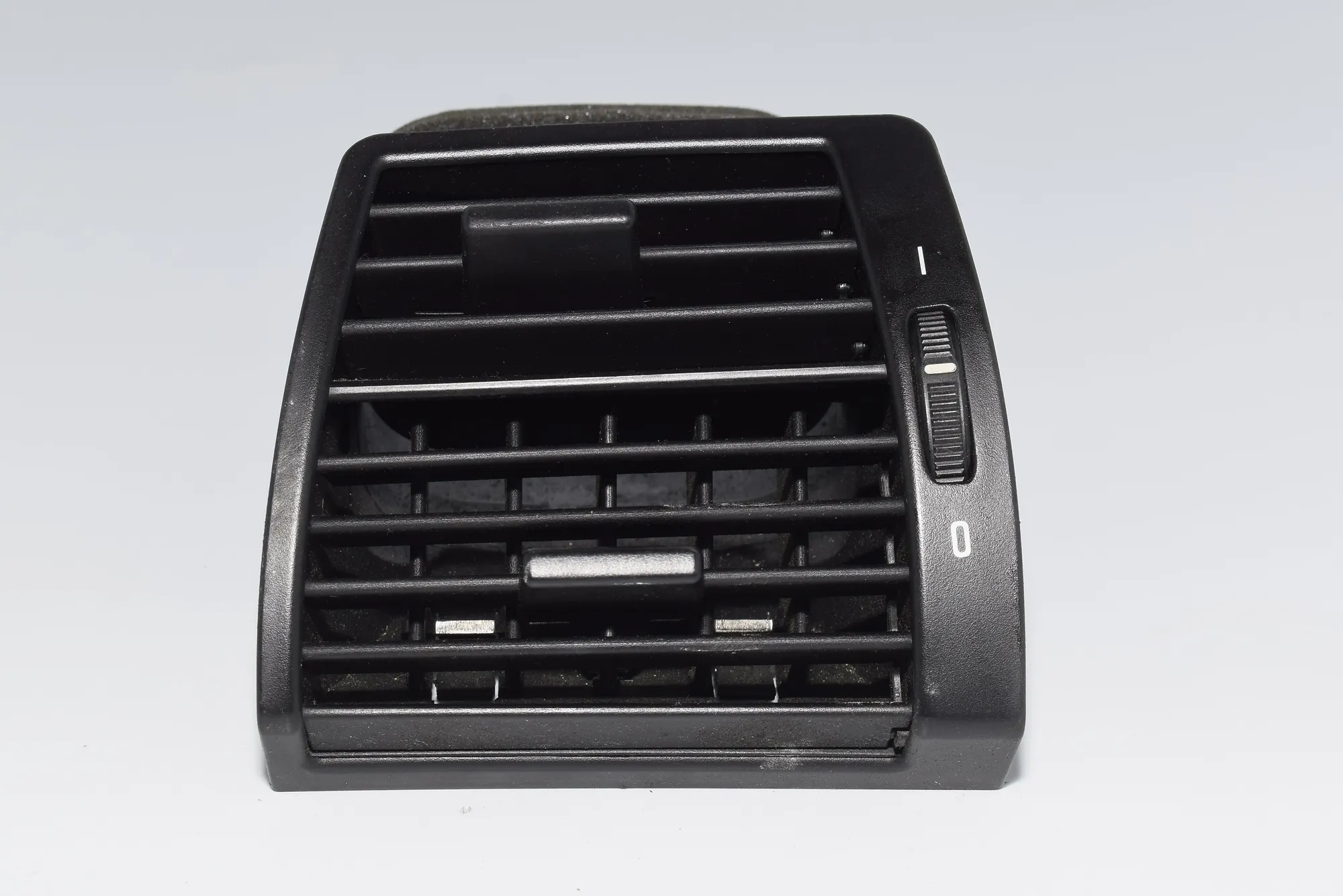 Dashboard Air Vents – OEM 8402215 · BMW X5 (E53) 3.0 d 2004 – 2