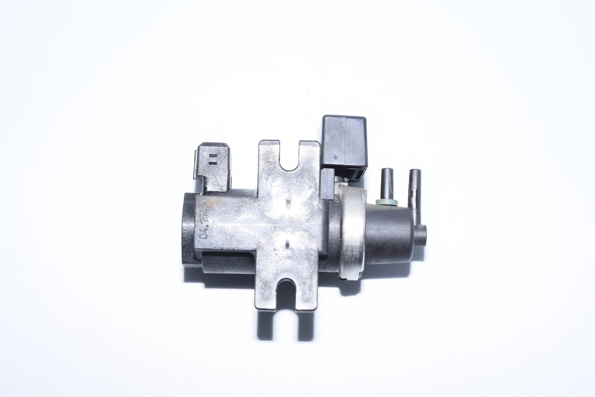 Solenoid Valve – OEM 2247906 · BMW X5 (E53) 3.0 d 2004 – 4