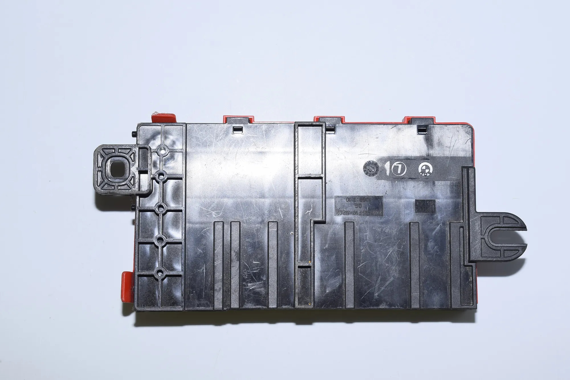 Fuse Box – OEM 9227752 · BMW 3 (F30, F80) BMW 3 (F30, F80) 2012 – 3