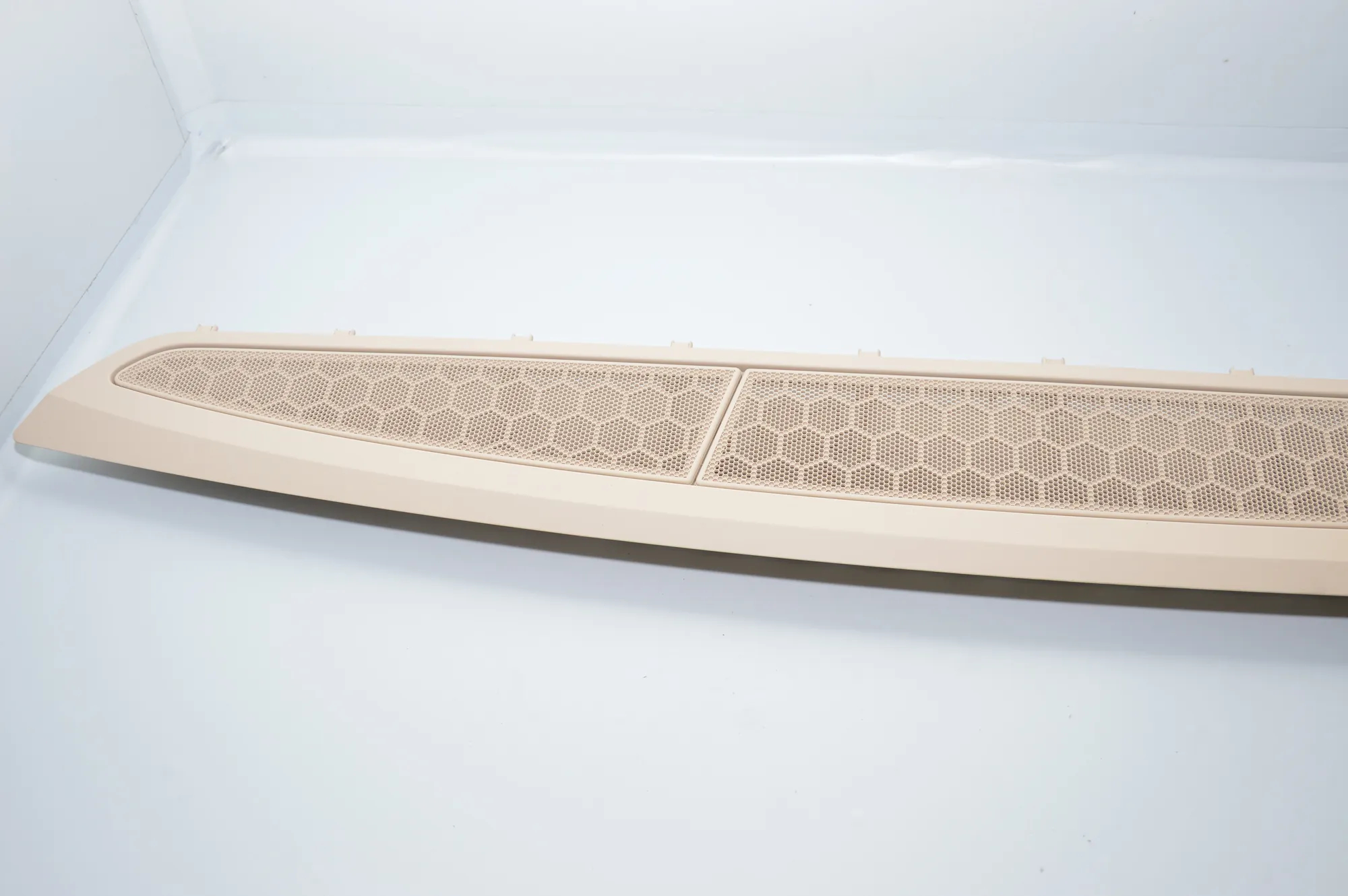 Other Trim Parts – OEM 7355373 · BMW 7 (G11, G12) BMW 7 (G11, G12) 750 i, Li xDrive 2015 – 3