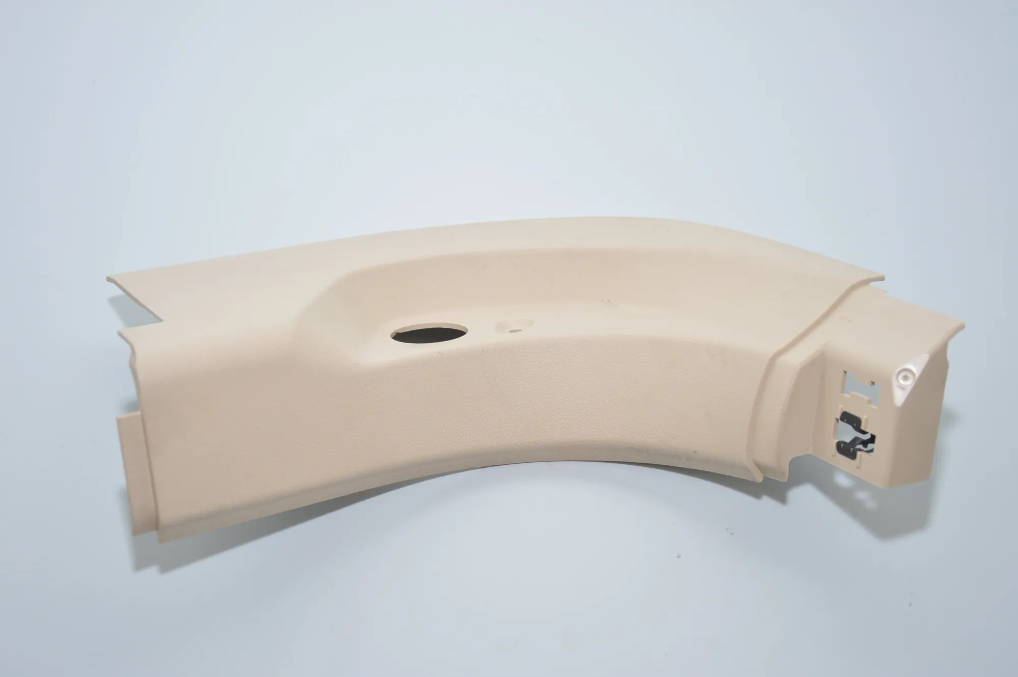 Front Left A Pillar Trim – OEM 7343385 · BMW 7 (G11, G12) BMW 7 (G11, G12) 750 i, Li xDrive 2015