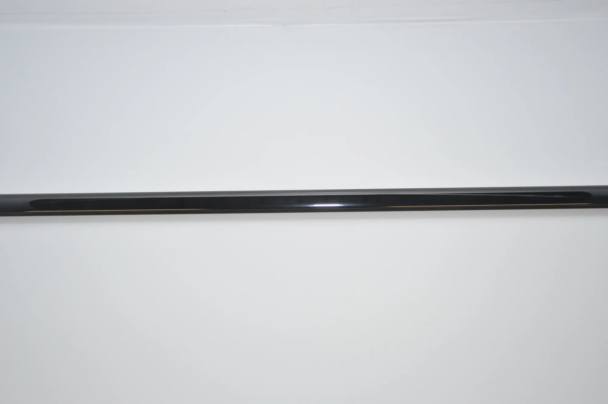 Front Right Door Window Molding – OEM 7185232 · BMW 7 (F01, F02) BMW 7 (F01, F02) 2008 – 3