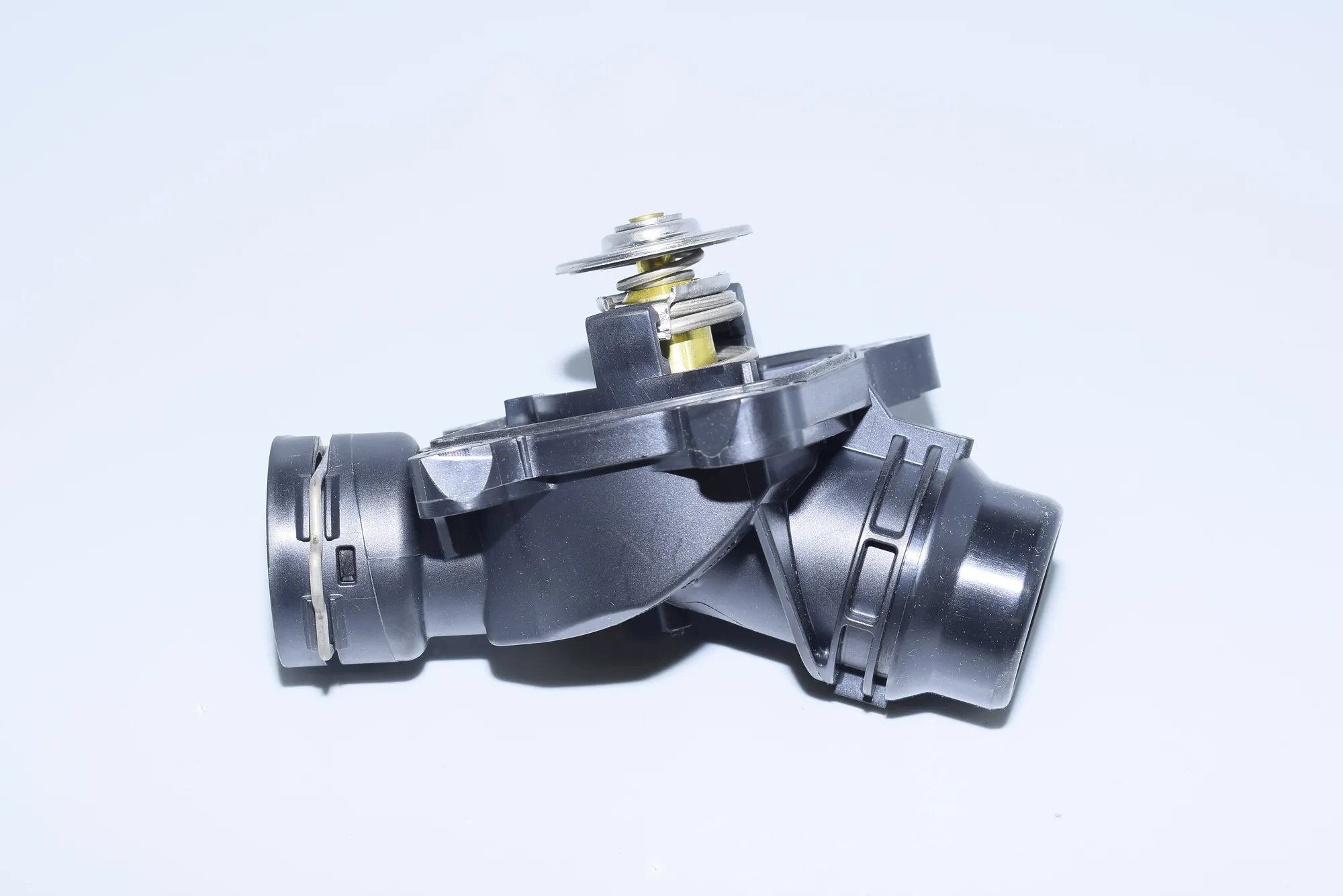 Thermostat – OEM 2248038 · BMW 7 (E65, E66, E67) BMW 7 (E65, E66, E67) 730 d 2002 – 3