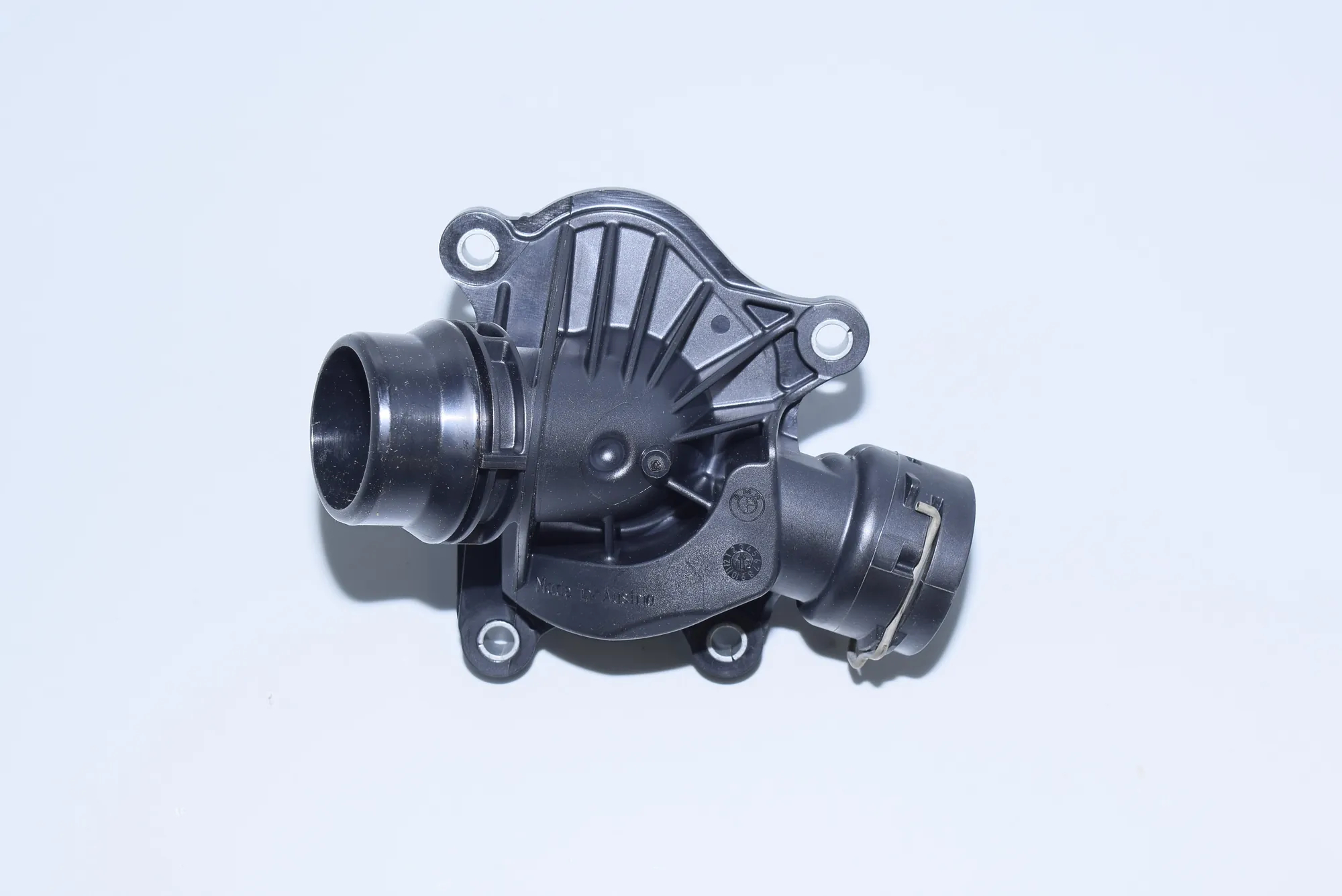 Thermostat – OEM 2248038 · BMW 7 (E65, E66, E67) BMW 7 (E65, E66, E67) 730 d 2002