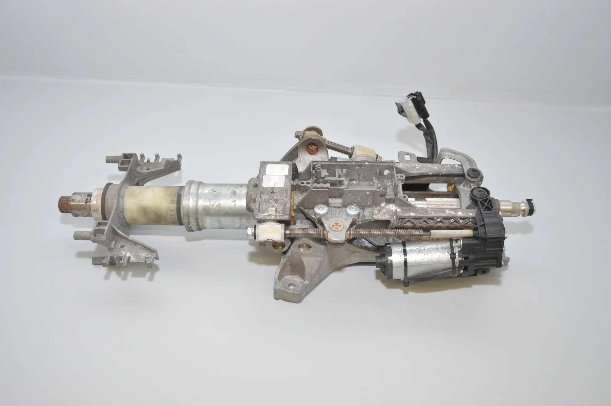 Steering Wheel Adjustment Mechanism – OEM NA · BMW 7 (F01, F02) BMW 7 (F01, F02) 2008 – 3