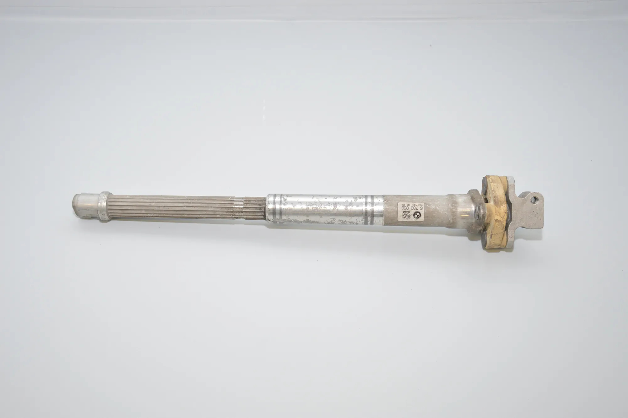 Steering Column Shaft Joint – OEM 6789856 · BMW 7 (F01, F02) BMW 7 (F01, F02) 2008 – 2