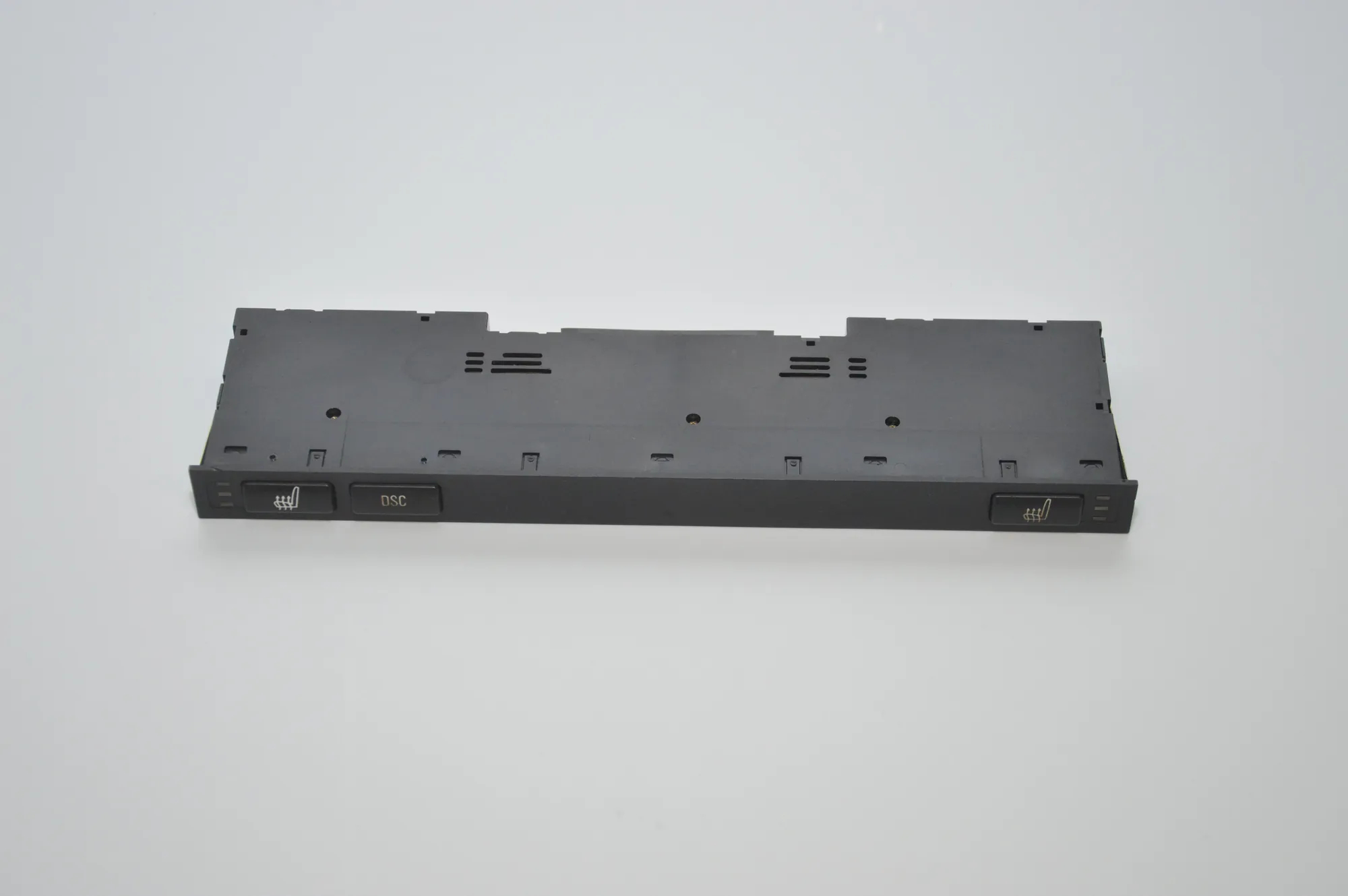 Button Switch Panel – OEM 8373772 · BMW 5 (E39) BMW 5 (E39) 2001