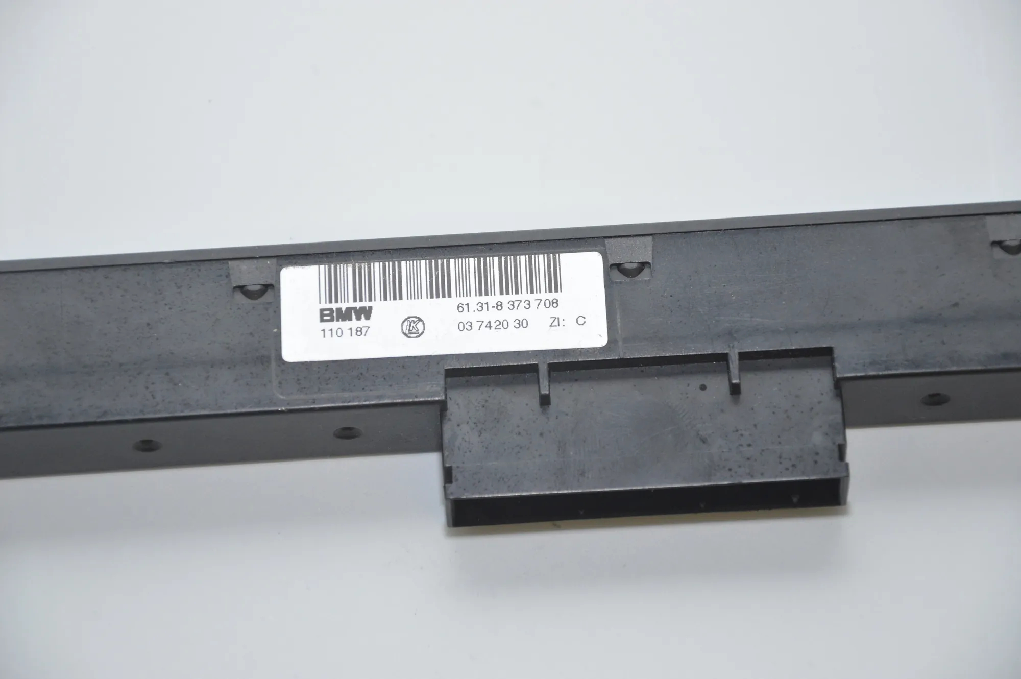 Button Switch Panel – OEM 8373708 · BMW 7 (E38) BMW 7 (E38) 2000 – 5