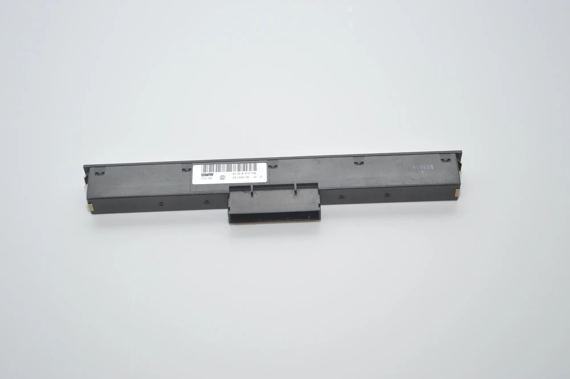 Button Switch Panel – OEM 8373708 · BMW 7 (E38) BMW 7 (E38) 2000 – 4