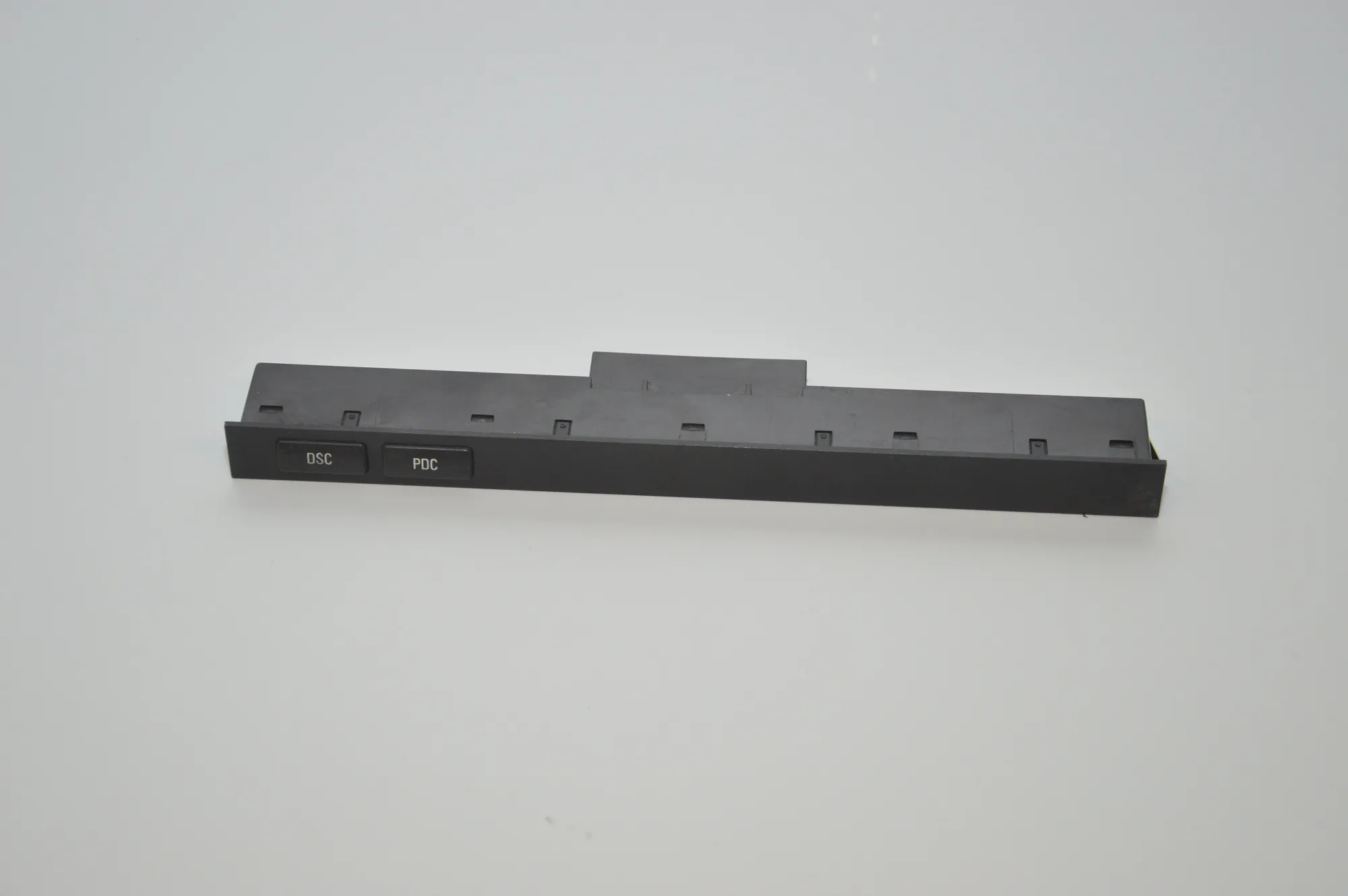 Button Switch Panel – OEM 8373769 · BMW 5 Touring (E39) BMW 5 Touring (E39) 2000