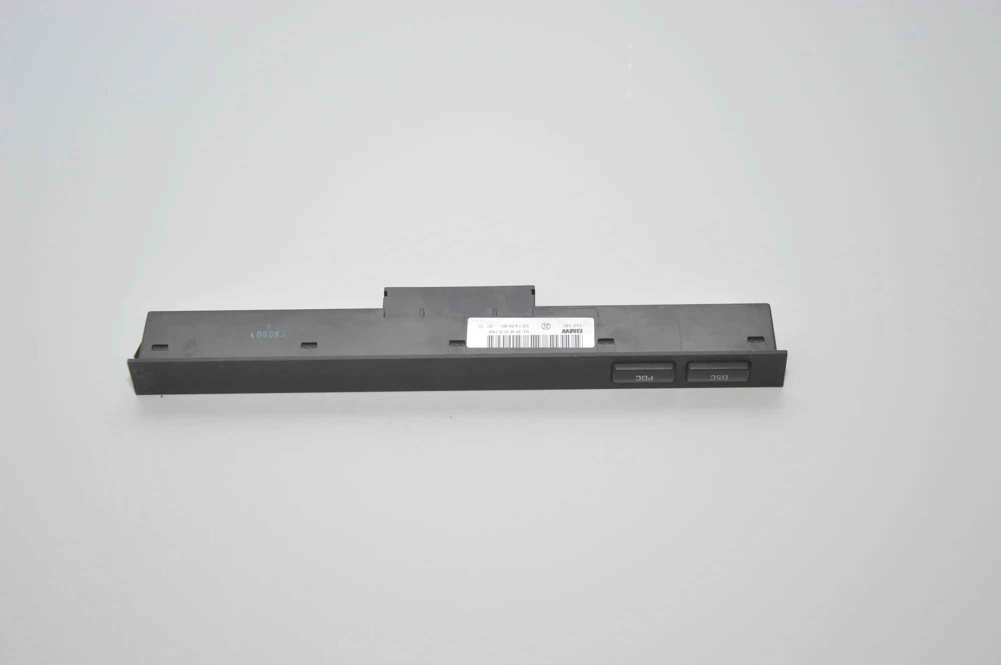 Button Switch Panel – OEM 8373769 · BMW 5 Touring (E39) BMW 5 Touring (E39) 2000 – 4