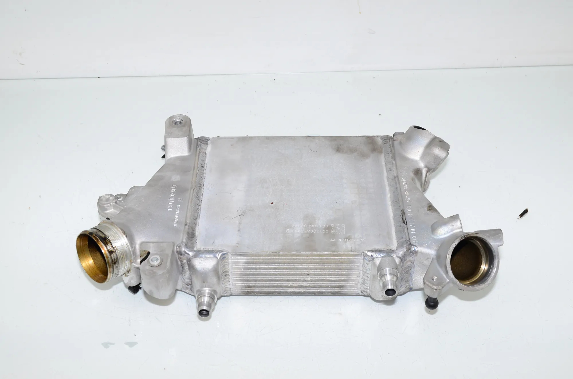 Intercooler Radiator – OEM 8575430 · BMW 7 (G11, G12) 750 d, Ld xDrive 2016 – 3