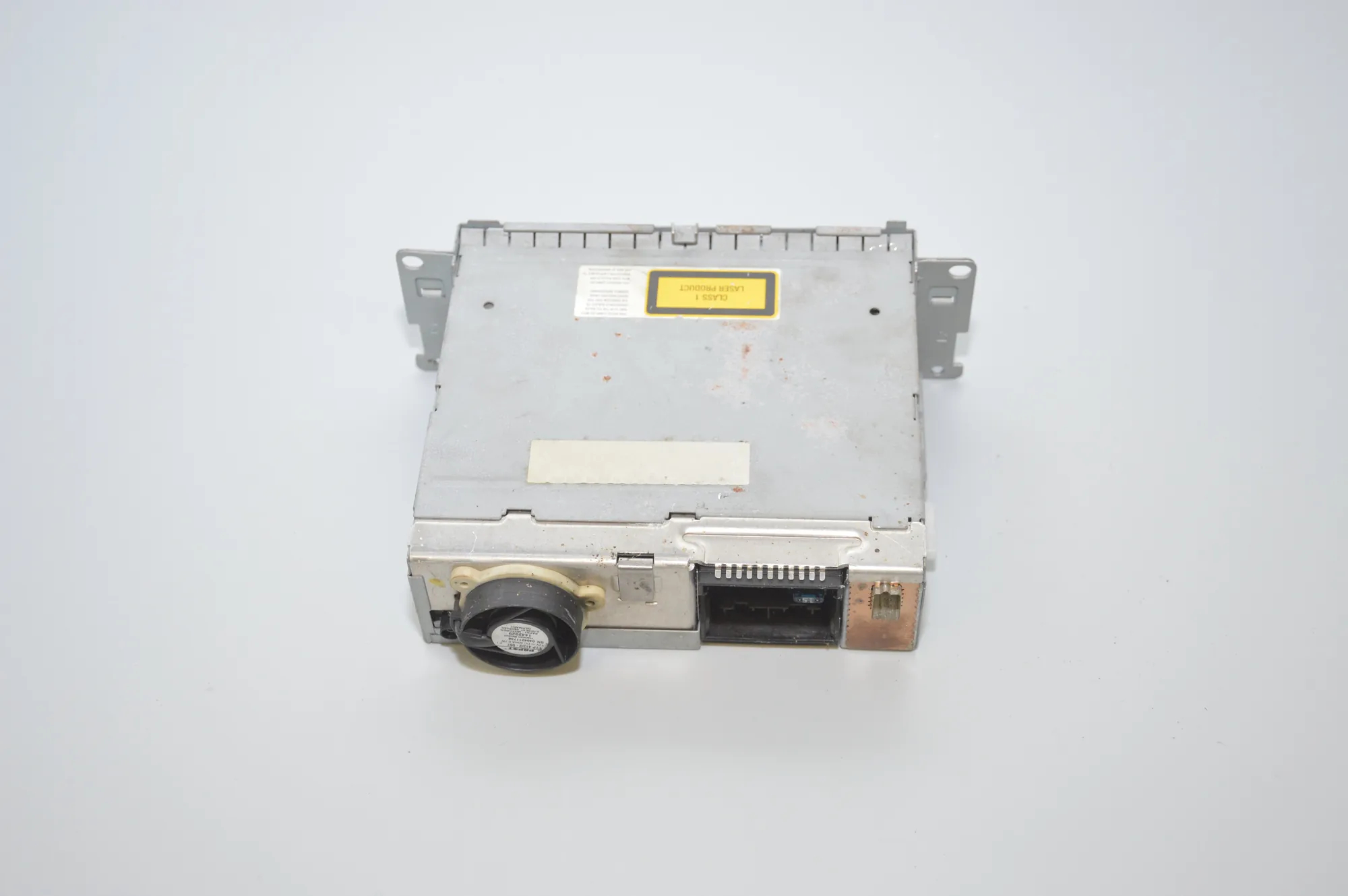 Music Radio CD Player Head Unit – OEM 9149228 · BMW 5 (E60) BMW 5 (E60) 2004 – 4