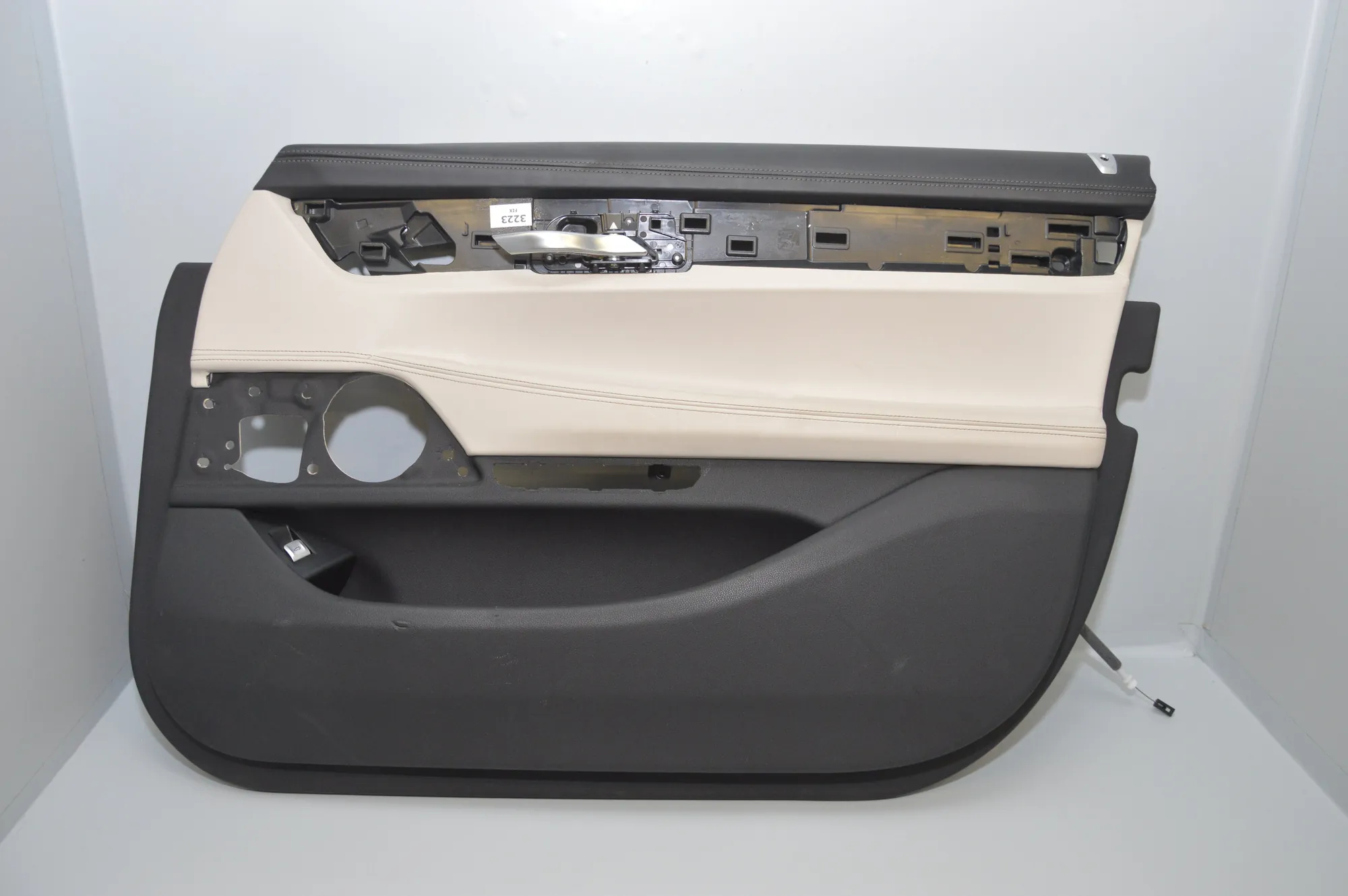 Front Right Door Panel – OEM NA · BMW 7 (G11, G12) BMW 7 (G11, G12) 2015