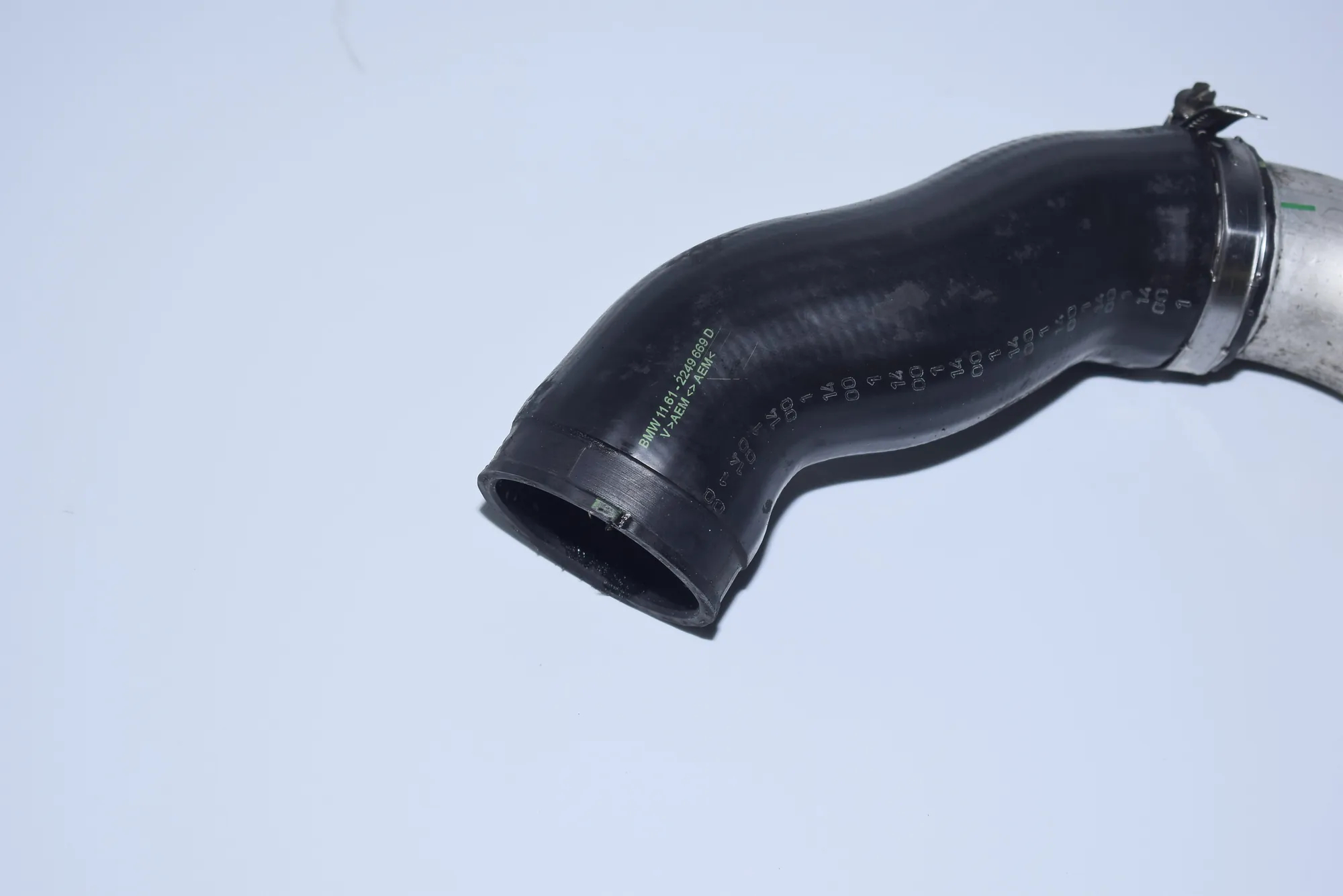 Right Side Intercooler Hose – OEM 2249669 · BMW 5 Touring (E39) 525 d 2000 – 4