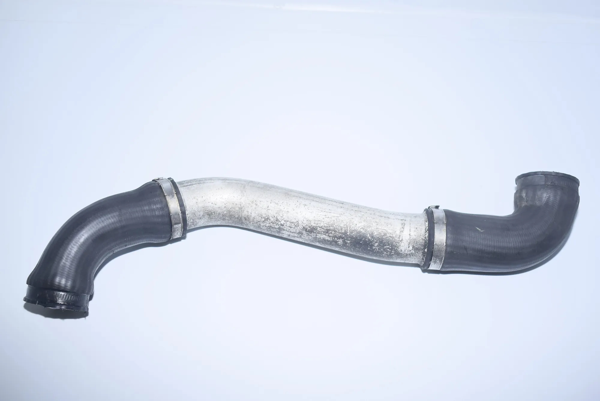 Left Side Intercooler Hose – OEM 2247903 · BMW 5 Touring (E39) 525 d 2000