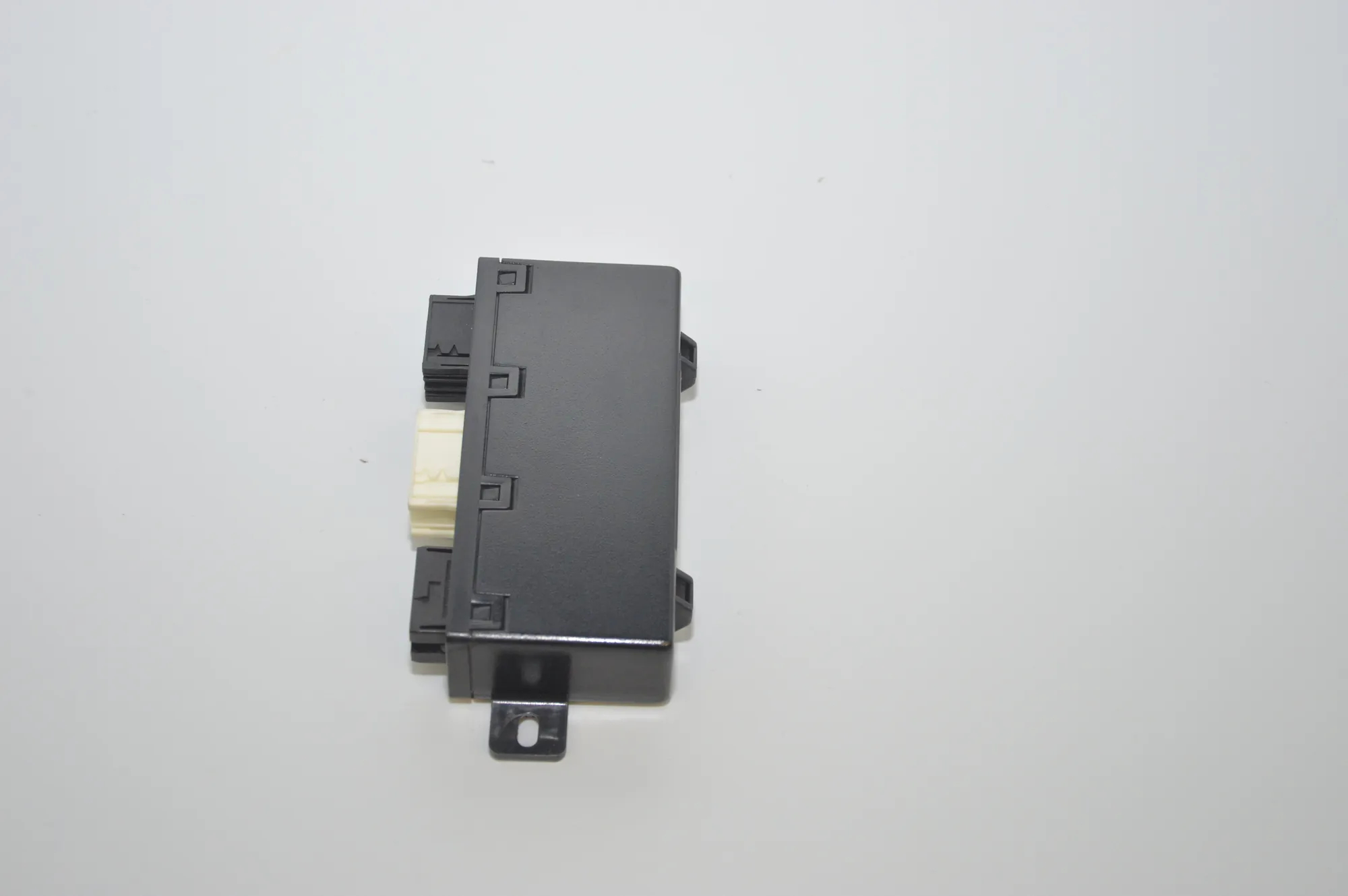 Front Left Door Control Unit – OEM 6904255 · BMW 5 Touring (E39) 525 d 2000
