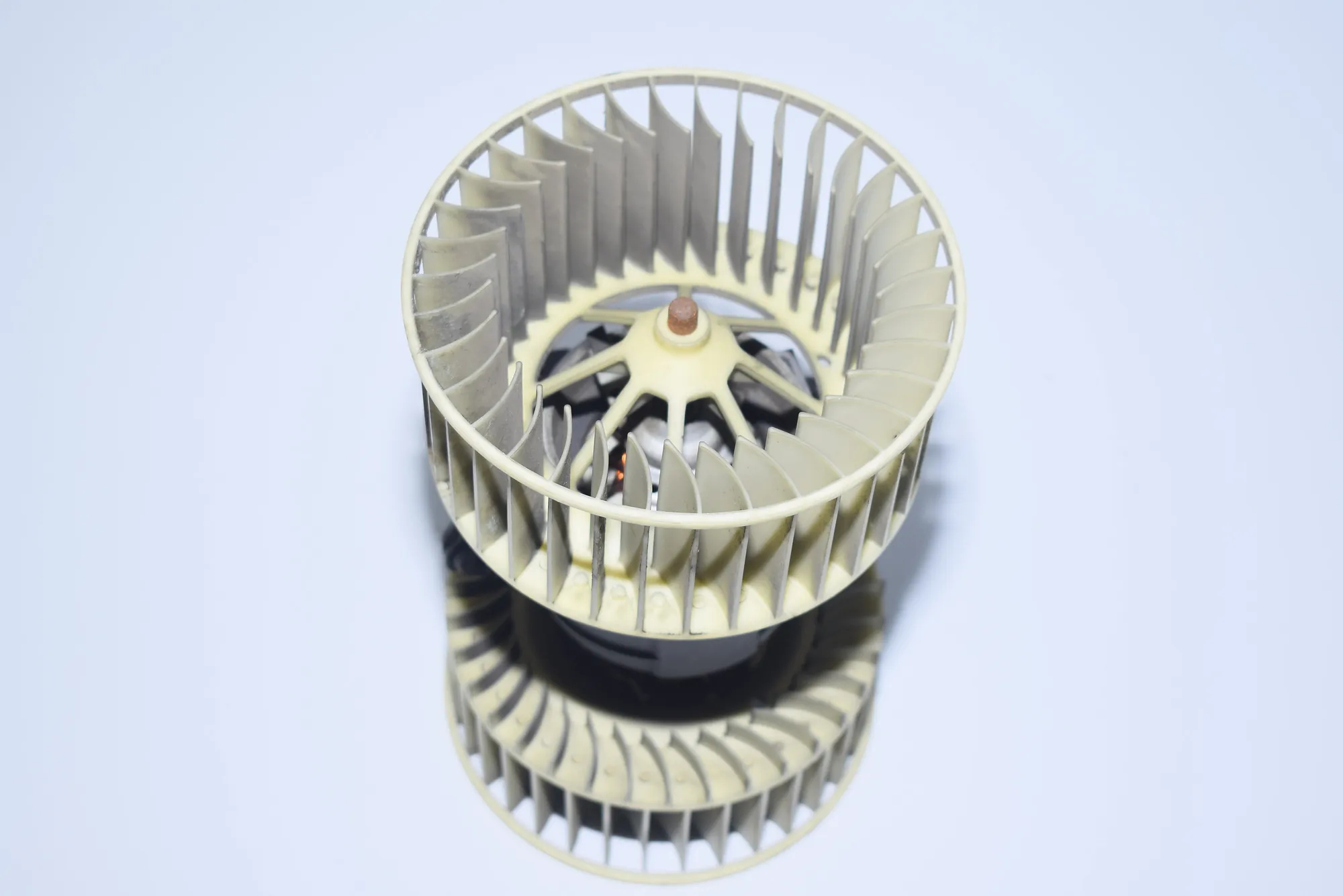Heater Blower Fan – OEM 8385558 · BMW 5 Touring (E39) 525 d 2000 – 5