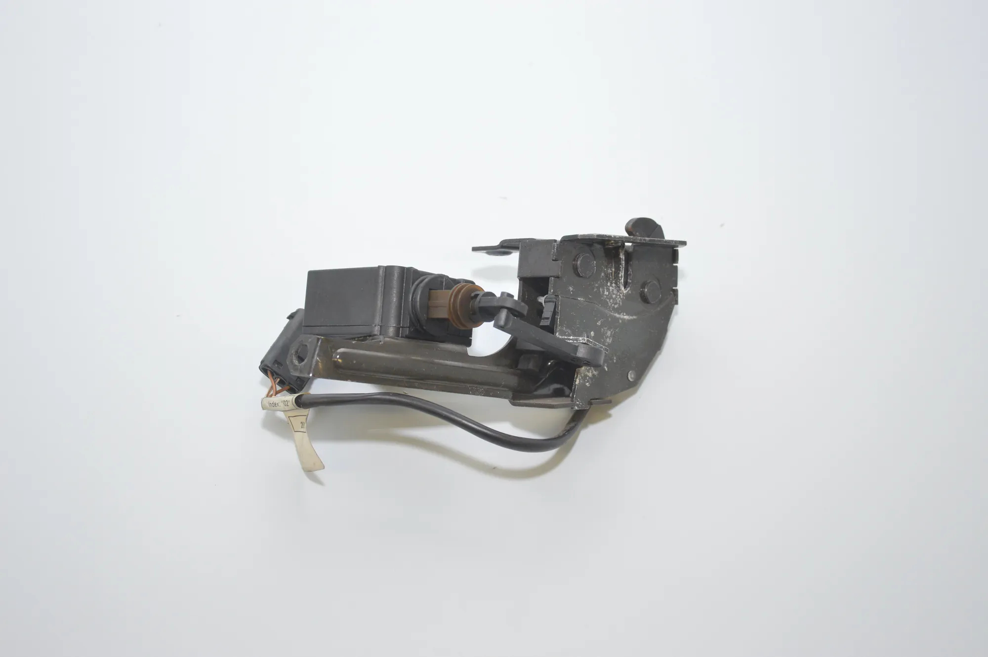Tailgate Boot Lock – OEM 8238469 · BMW 5 Touring (E39) 525 d 2000 – 2
