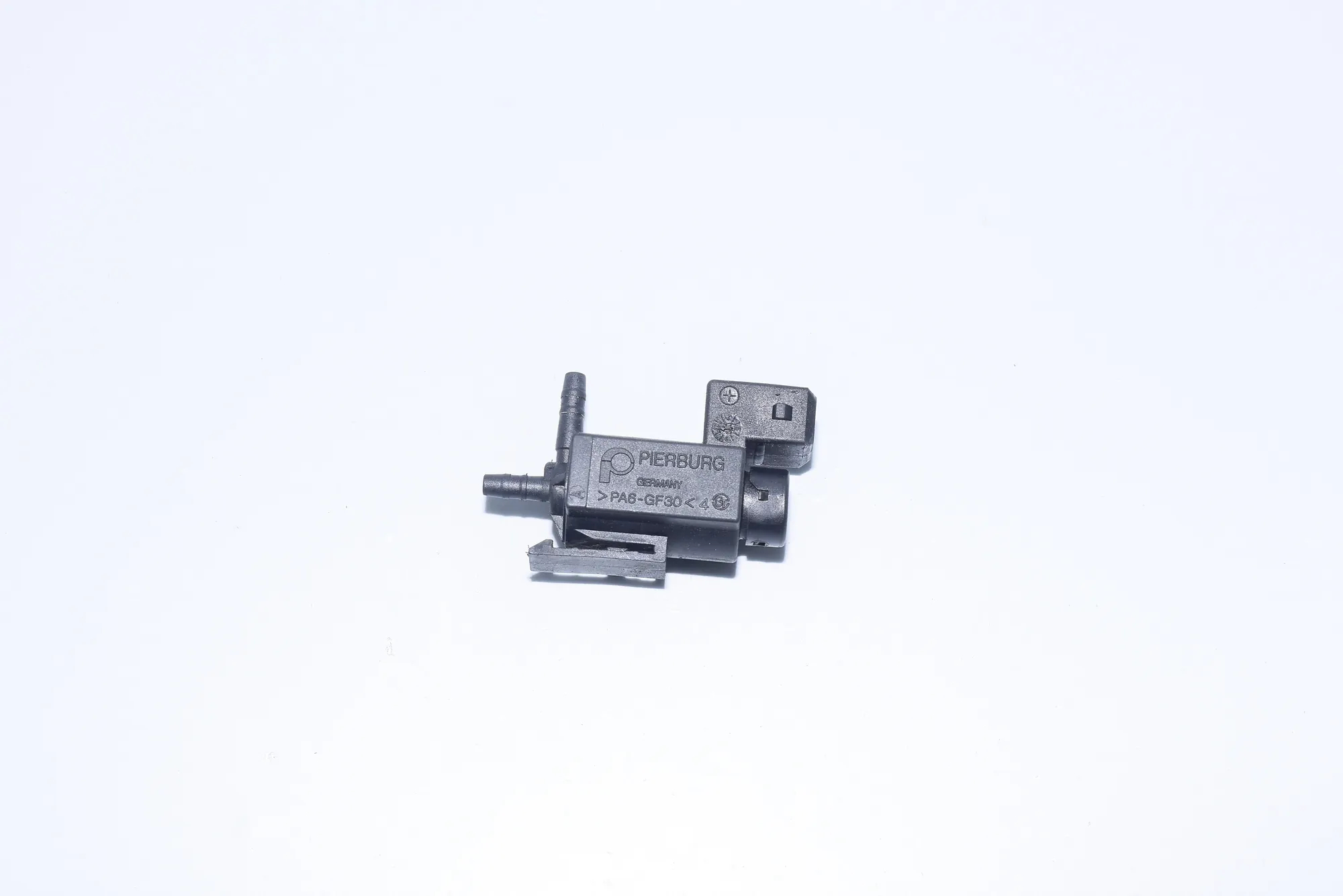 Solenoid Valve – OEM 1742712 · BMW 5 Touring (E39) 525 d 2000 – 2