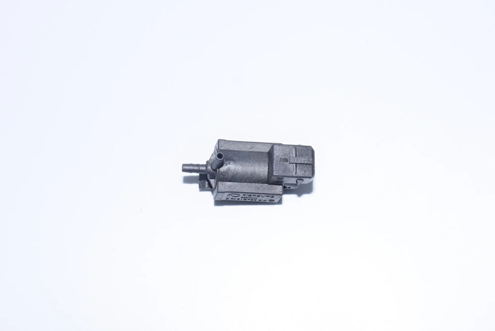 Solenoid Valve – OEM 1742712 · BMW 5 Touring (E39) 525 d 2000 – 3