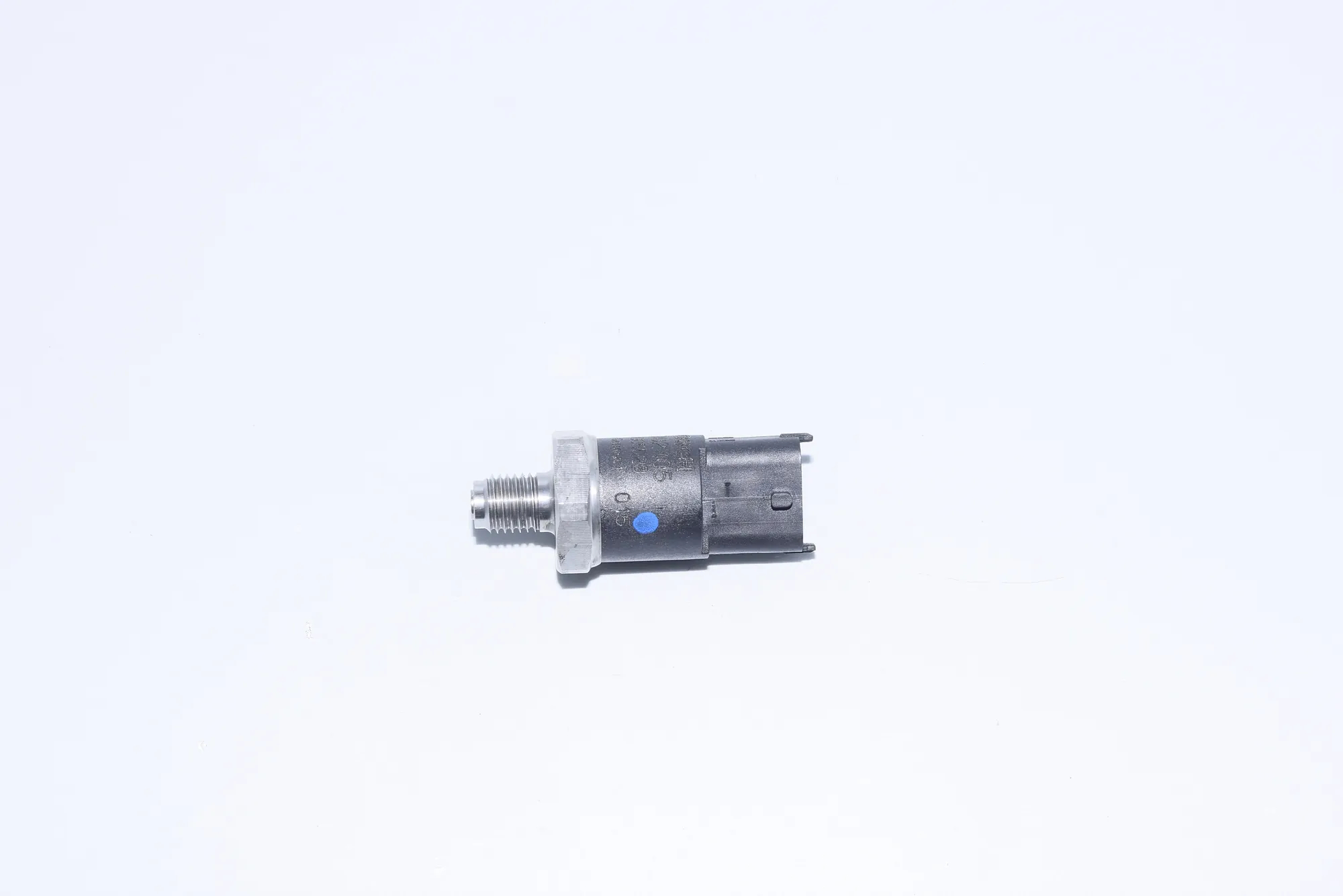 Fuel Rail Pressure Sensor – OEM 0281002405 · BMW 5 Touring (E39) 525 d 2000 – 2