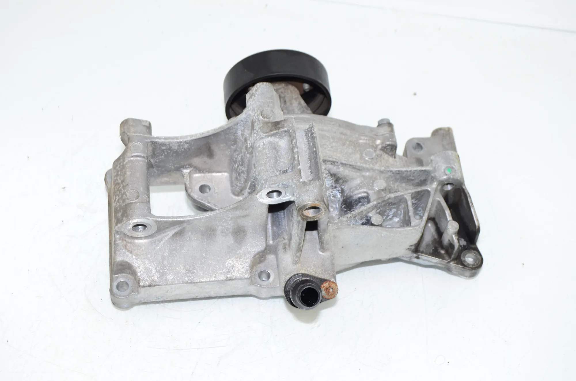 Water Pump – OEM 8575624 · BMW 7 (G11, G12) 750 d, Ld xDrive 2016 – 2