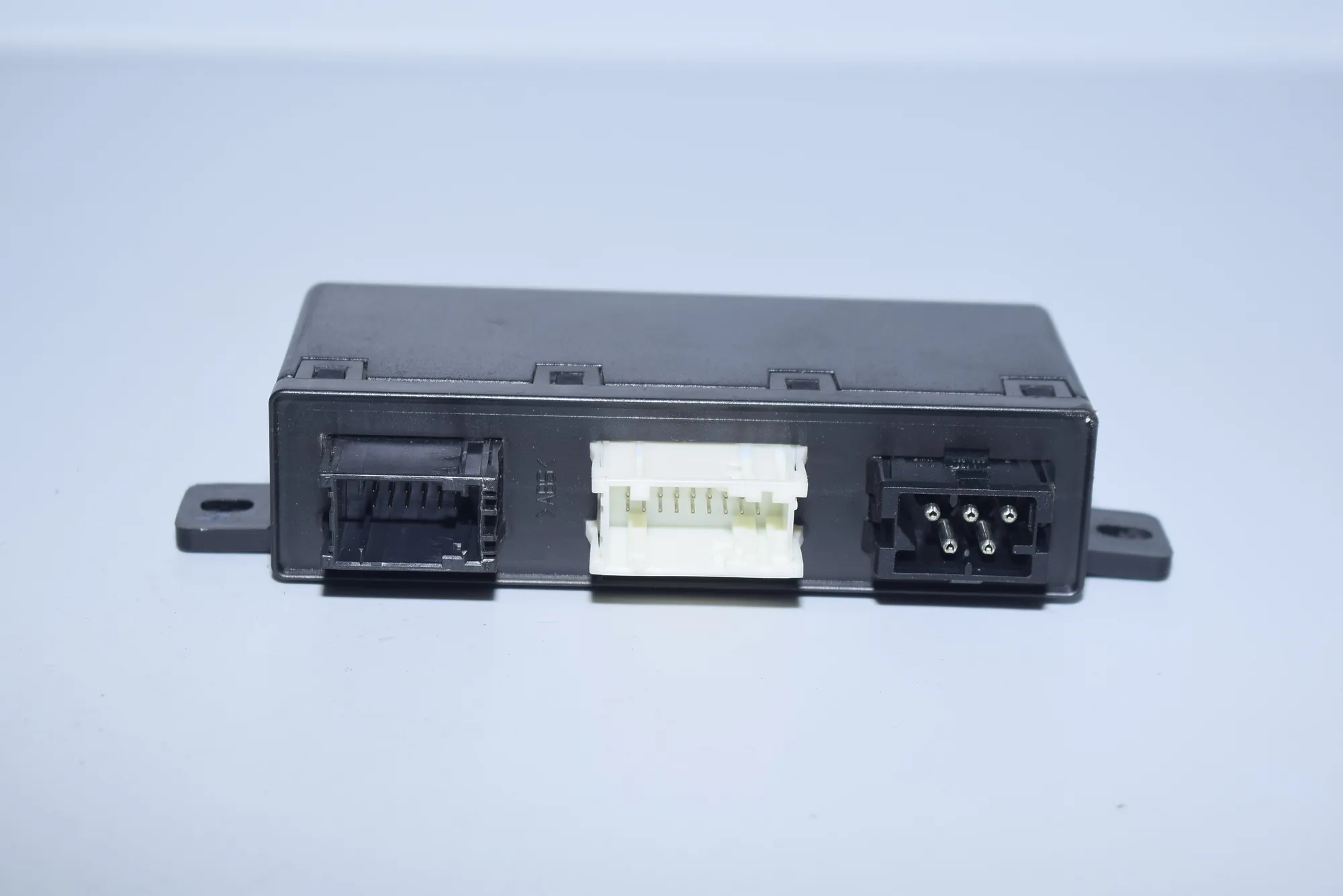 Front Left Door Control Unit – OEM 6904245 · BMW 5 Touring (E39) 525 d 2003 – 3
