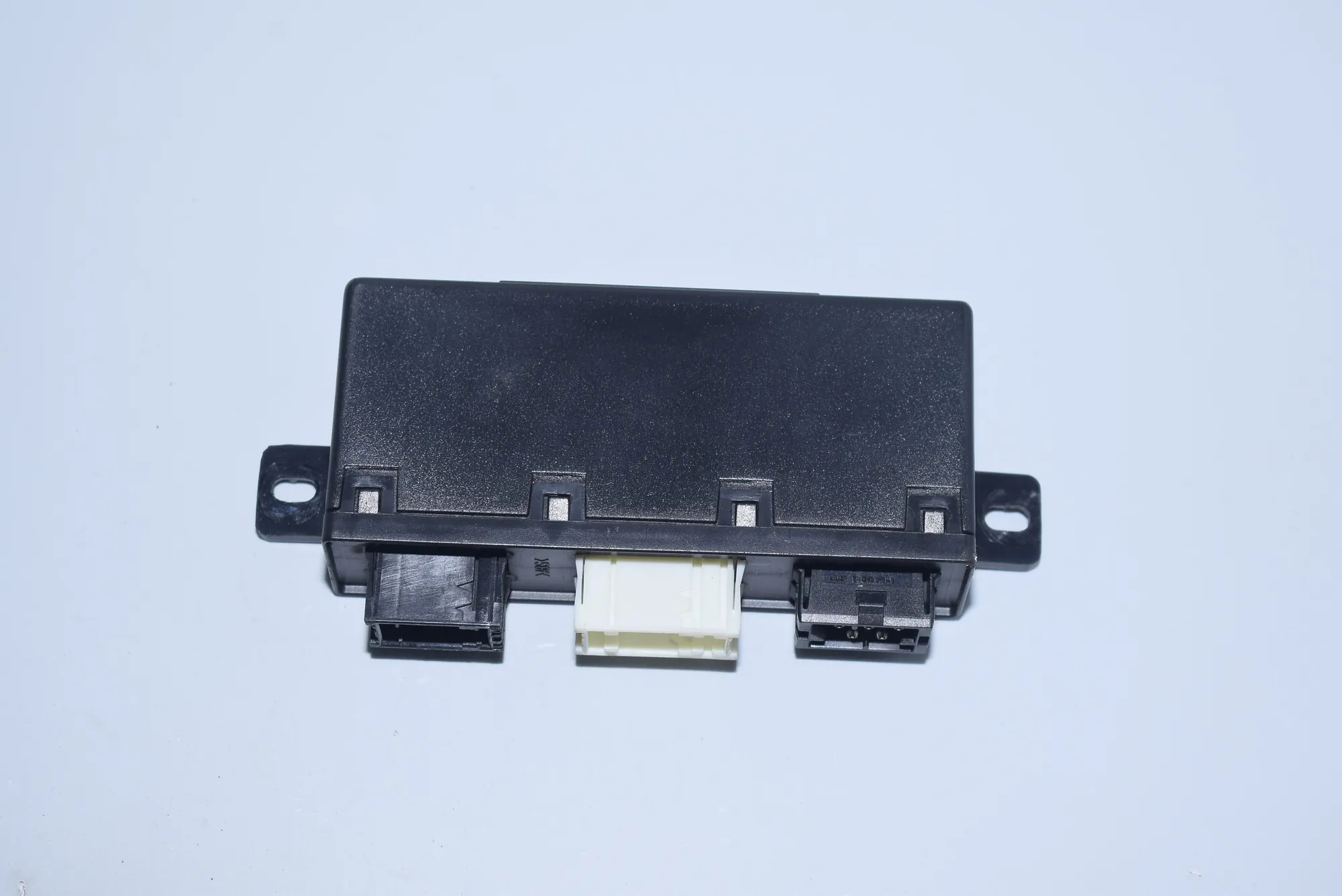 Front Left Door Control Unit – OEM 6904245 · BMW 5 Touring (E39) 525 d 2003