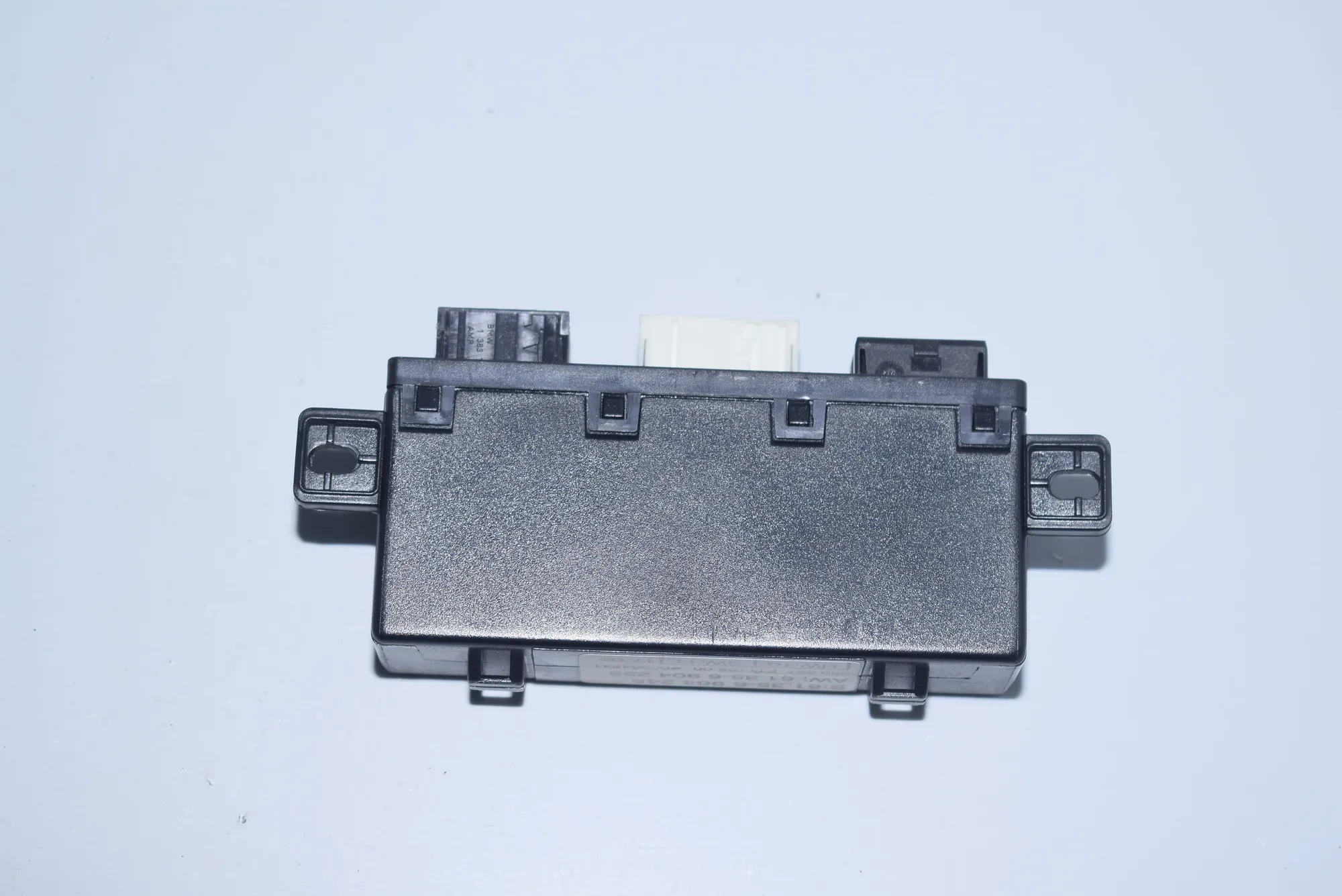 Front Left Door Control Unit – OEM 6904245 · BMW 5 Touring (E39) 525 d 2003 – 4
