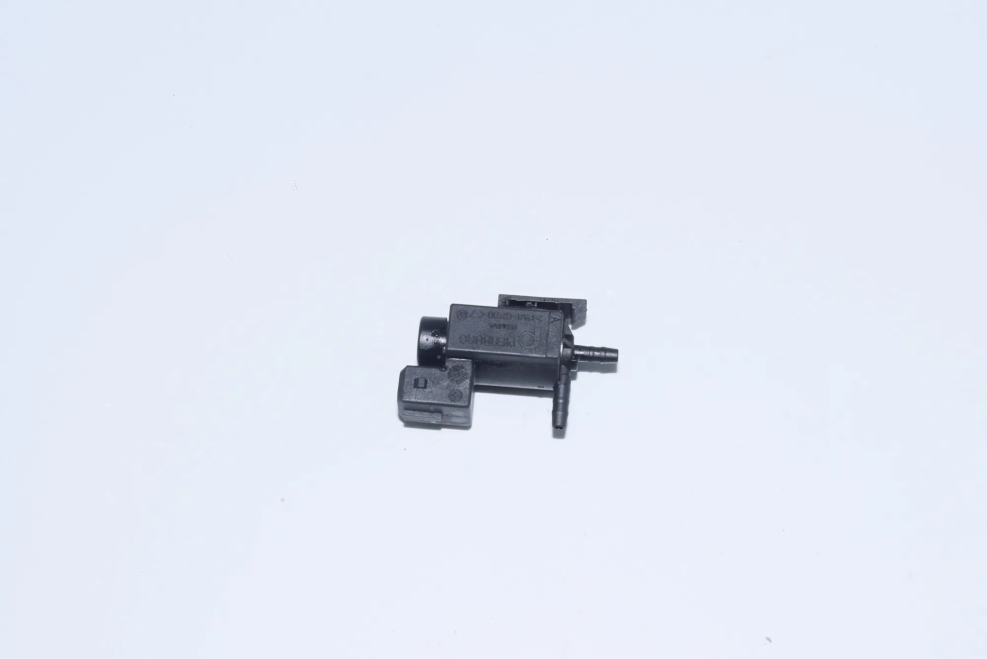 Solenoid Valve – OEM 1742712 · BMW 5 Touring (E39) 525 d 2003 – 3