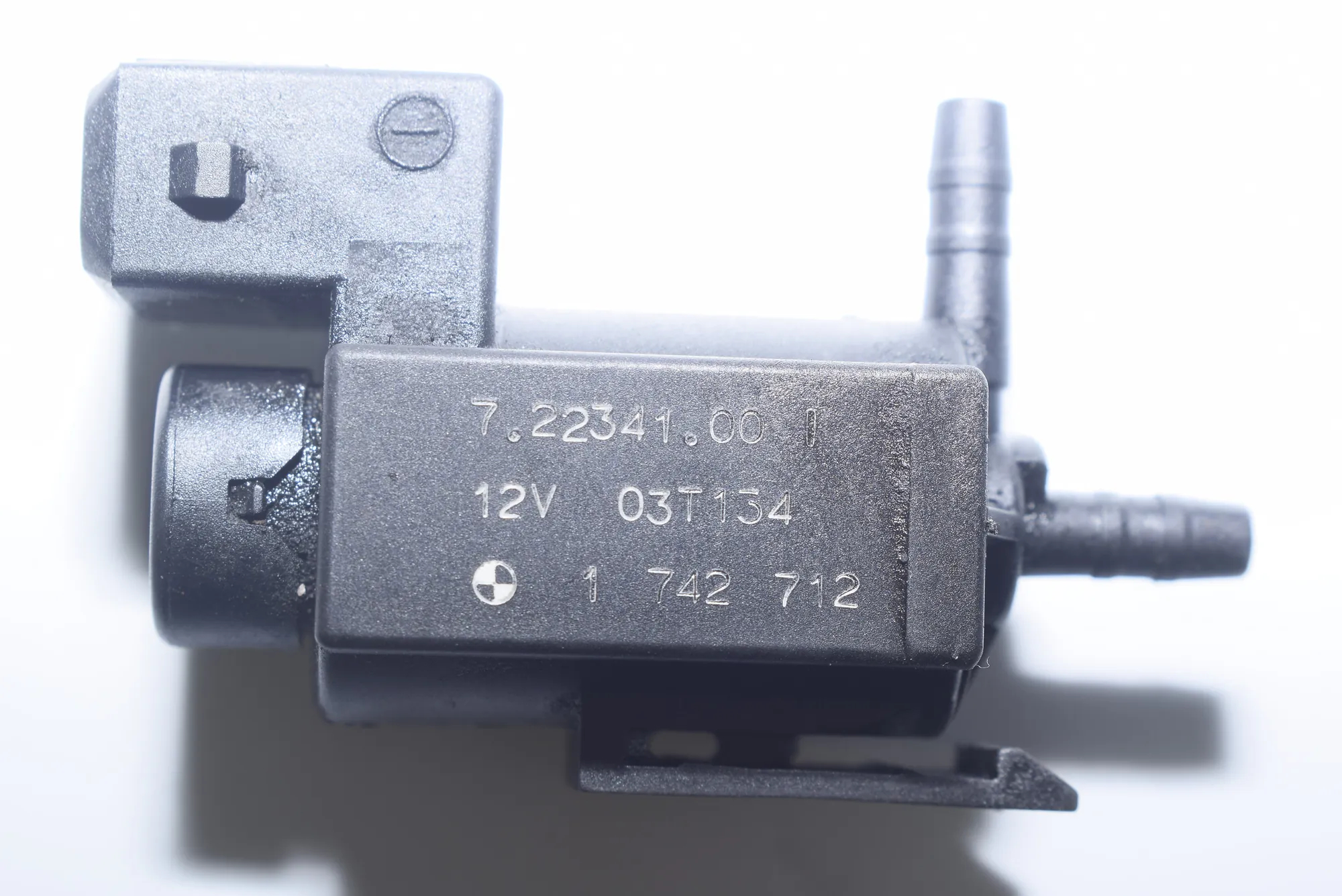Solenoid Valve – OEM 1742712 · BMW 5 Touring (E39) 525 d 2003 – 6