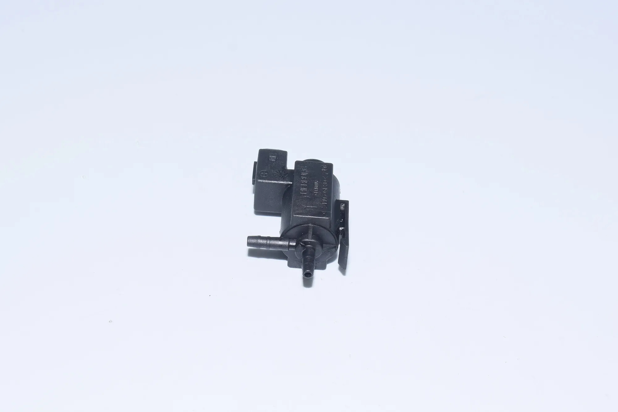 Solenoid Valve – OEM 1742712 · BMW 5 Touring (E39) 525 d 2003 – 4