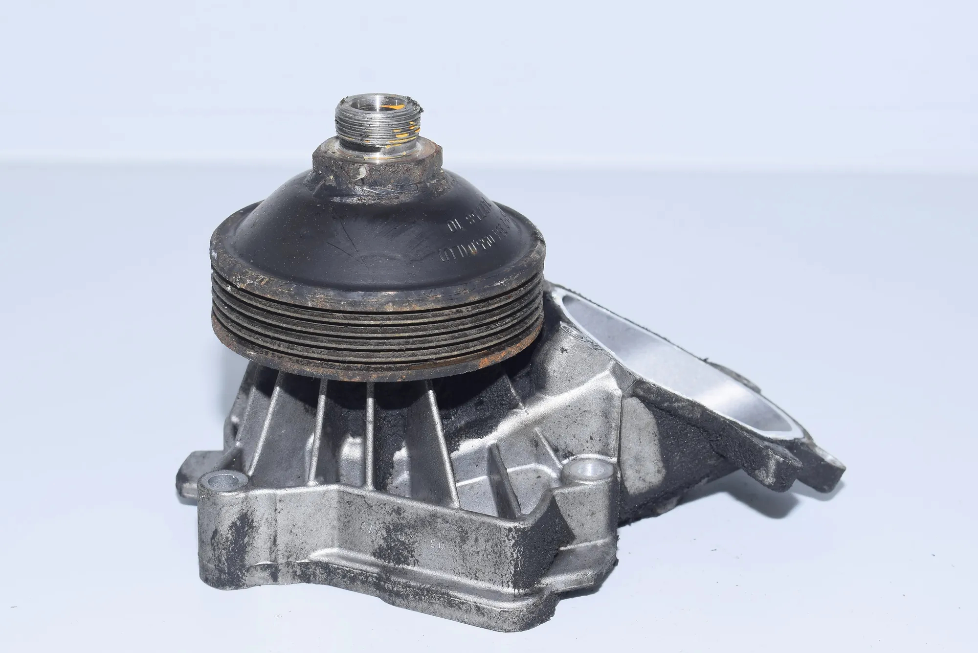 Water Pump – OEM 2354055 · BMW 5 Touring (E39) 525 d 2003 – 4
