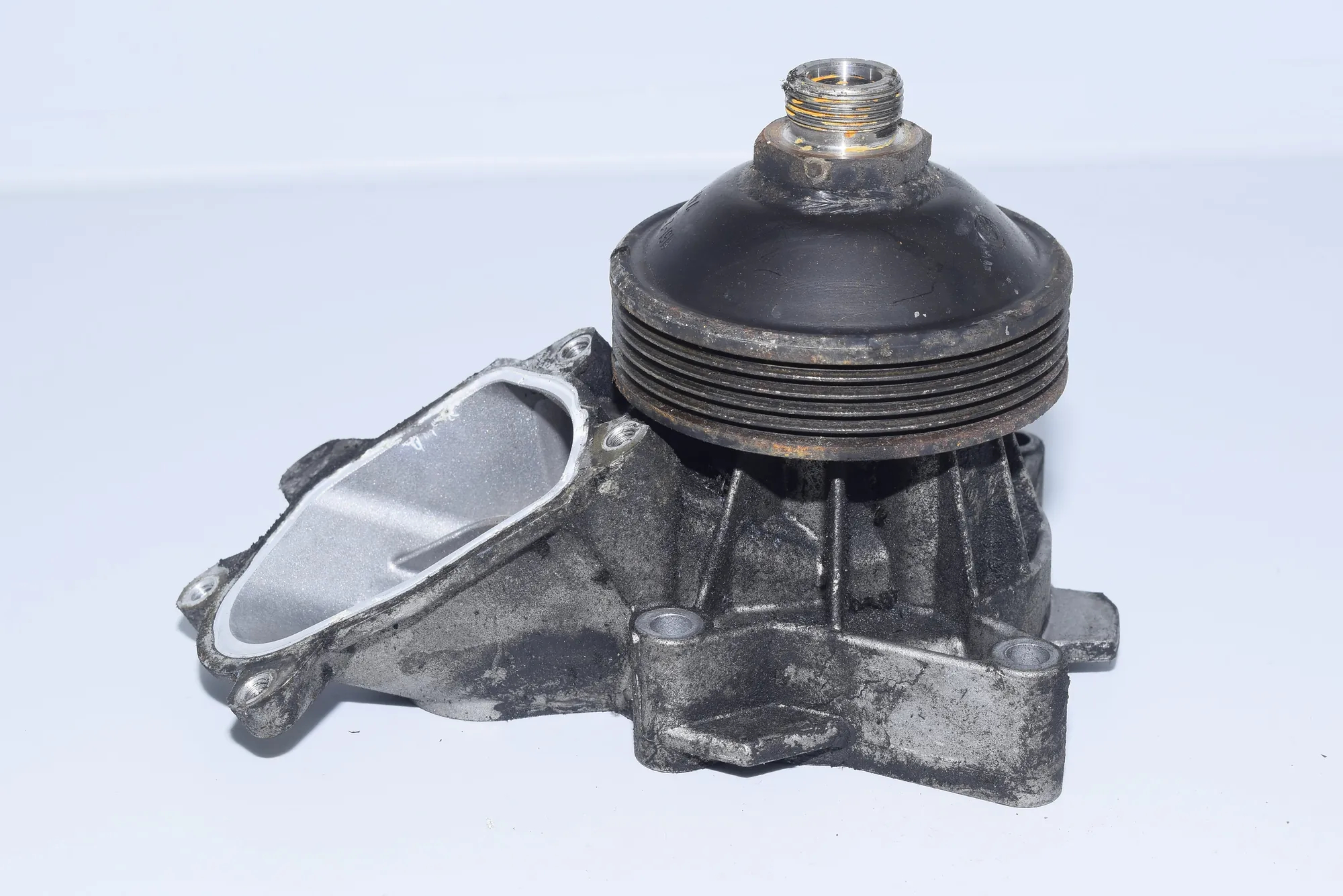 Water Pump – OEM 2354055 · BMW 5 Touring (E39) 525 d 2003 – 2