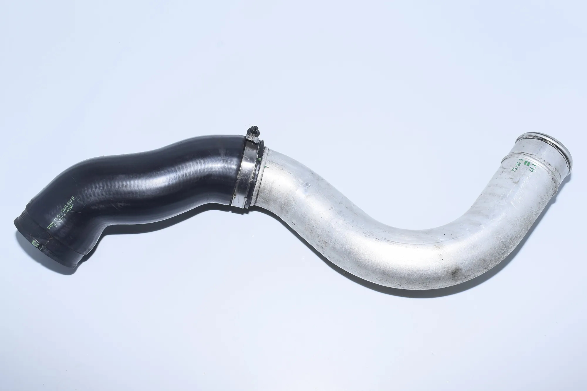 Right Side Intercooler Hose – OEM 2249669 · BMW 5 Touring (E39) 530 d 2000