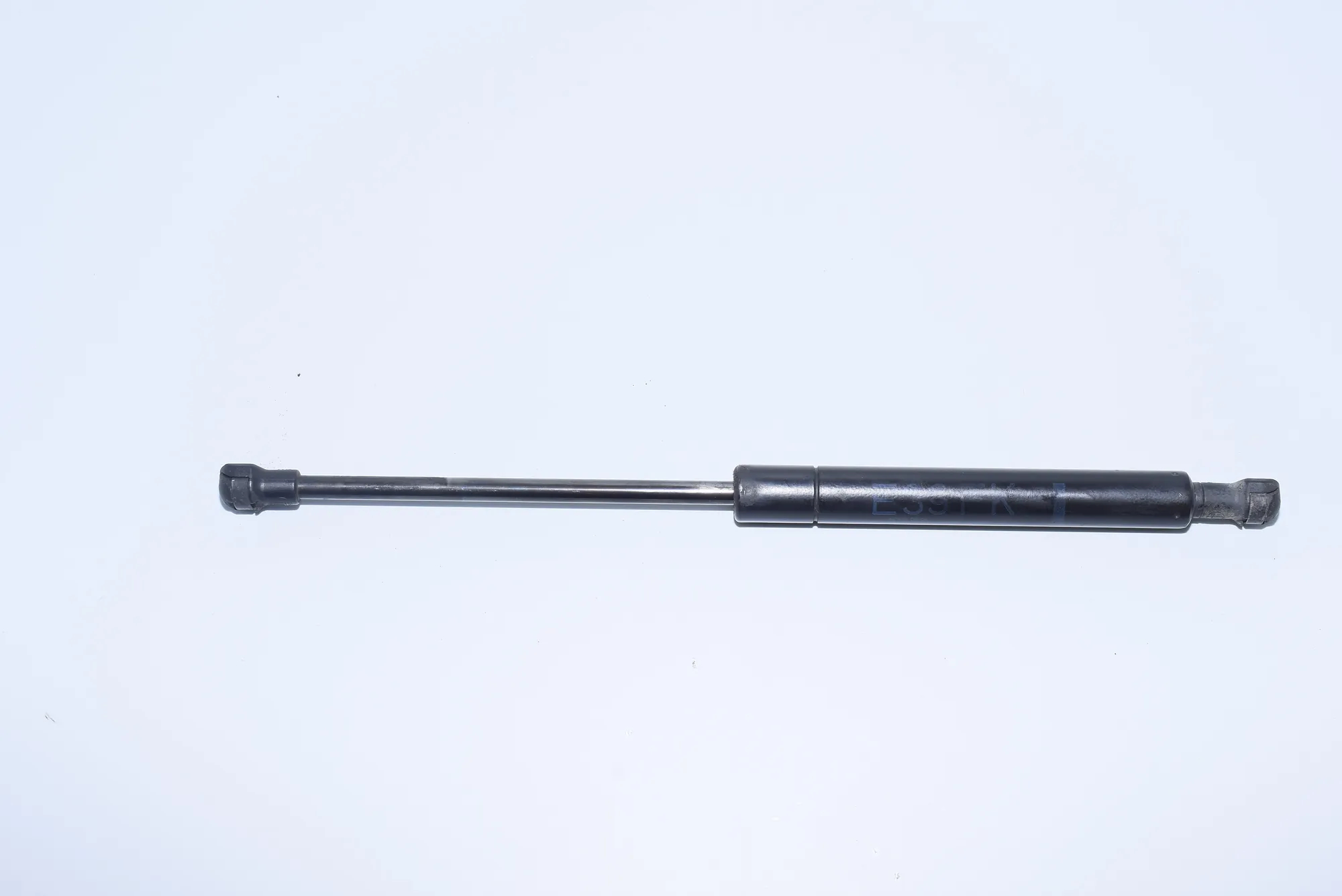 Front Left Bonnet Strut – OEM 8174866 · BMW 5 Touring (E39) 530 d 2000