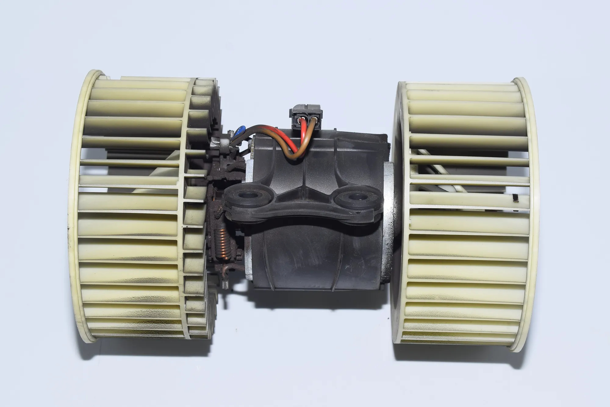 Heater Blower Fan – OEM 8385558 · BMW 5 Touring (E39) 530 d 2000